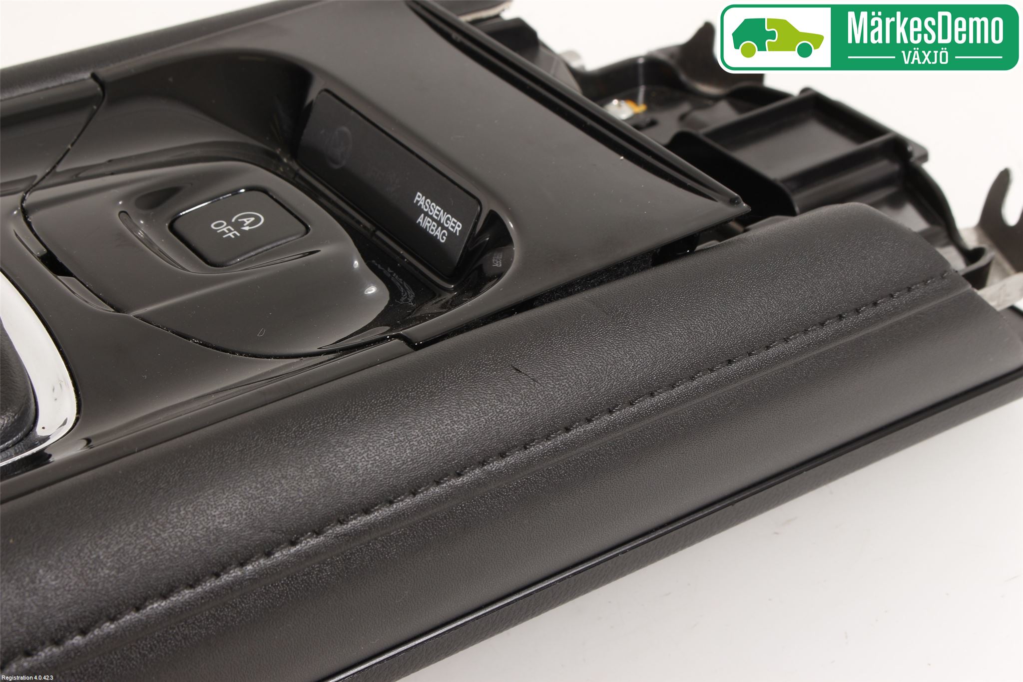 Honda HR-V 15-21 Instrumentkonsoll Golv
