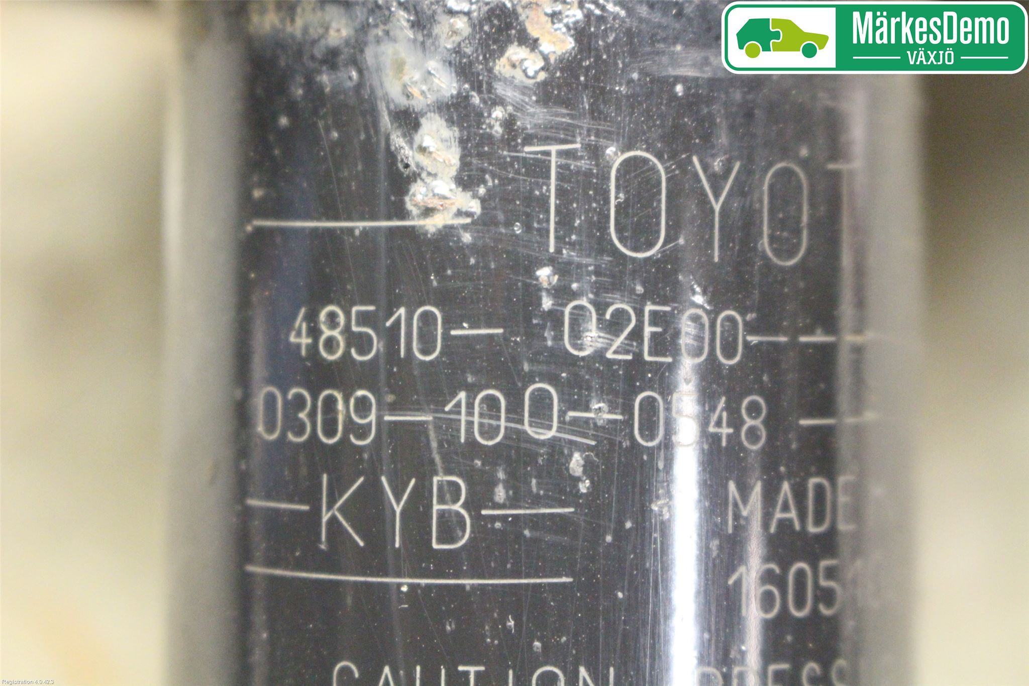 Toyota AURIS 13-19 Fjäderben Fram Höger