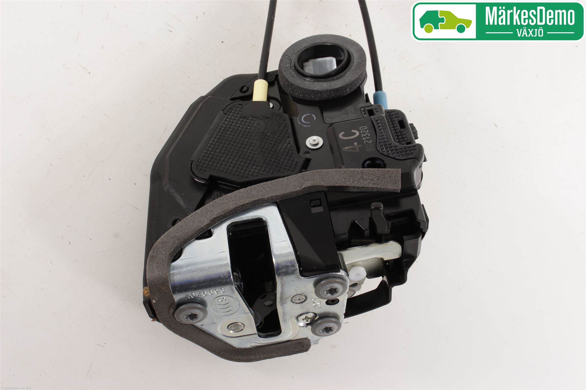 Toyota RAV4 13-18 Låskista-Dörrlås