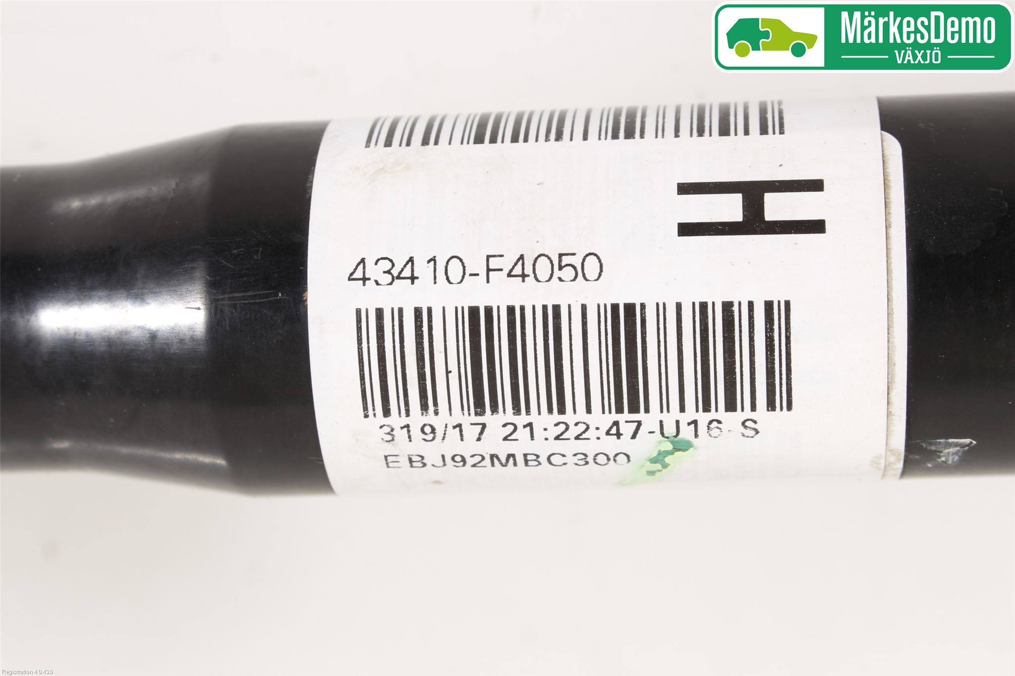 Toyota C-HR 16-23 Drivaxel Fram Höger