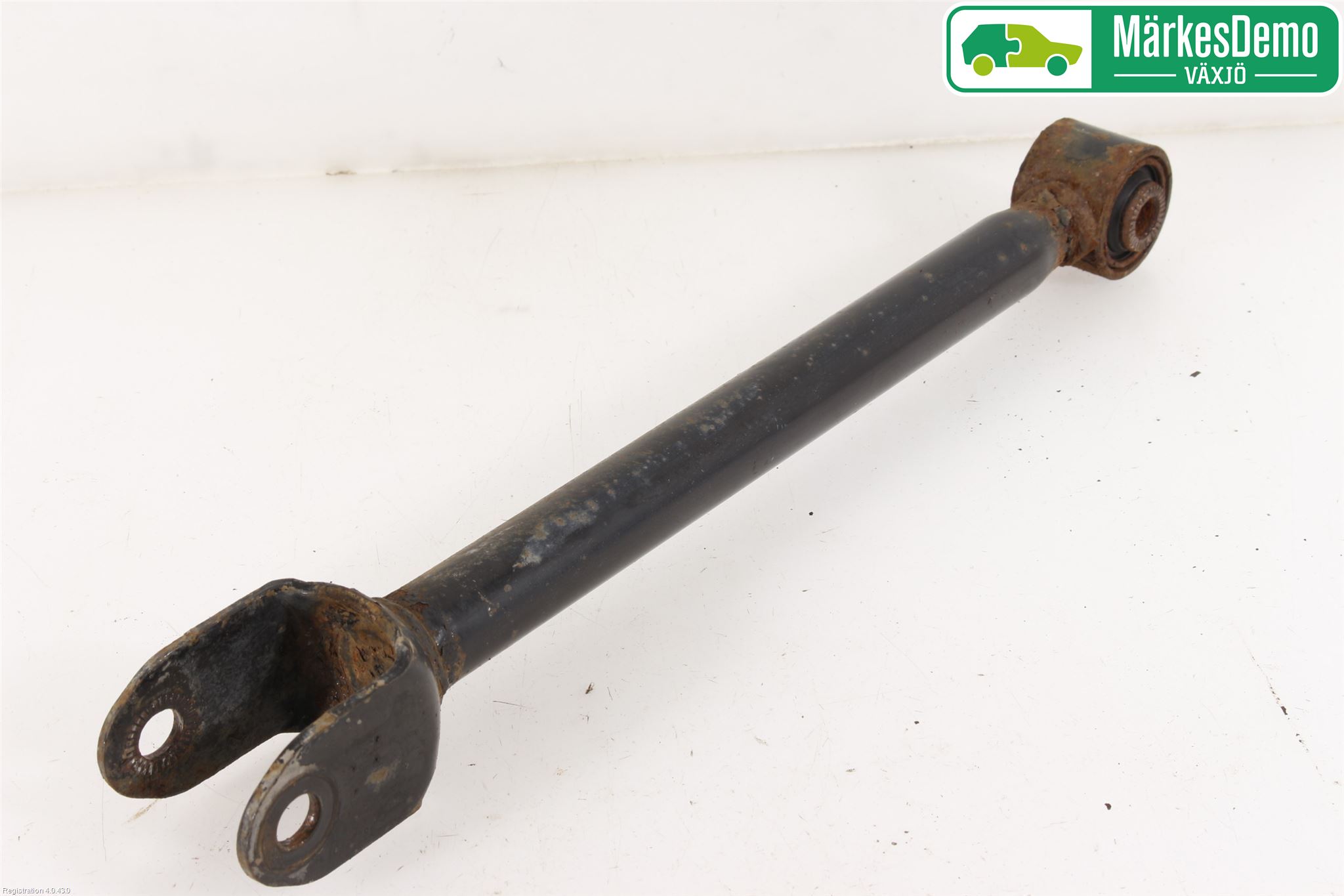 Lexus IS 220d/250/350 06-13 Bärarm Bak Höger