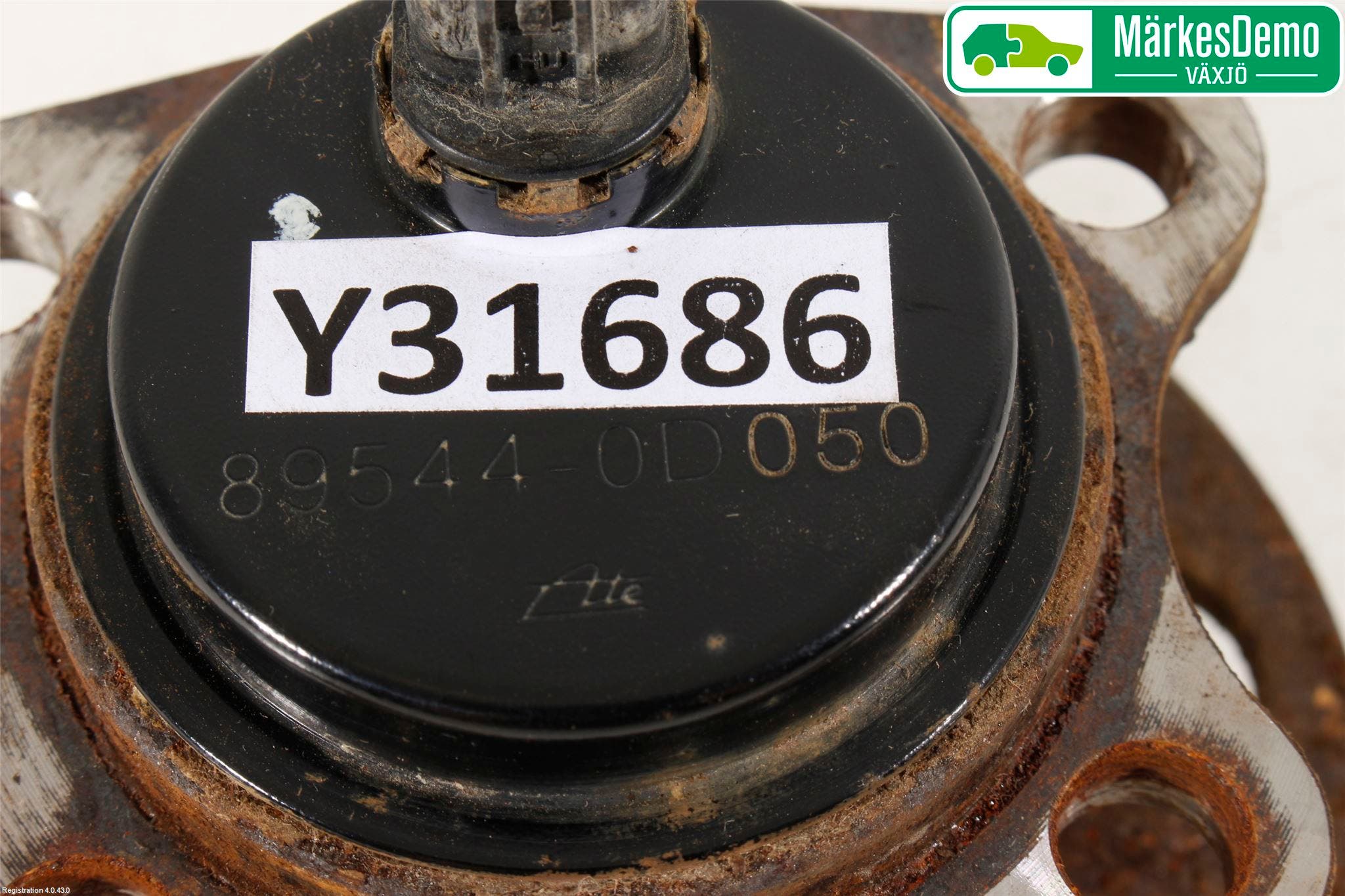 Toyota YARIS XP130 15-20 Nav Bak