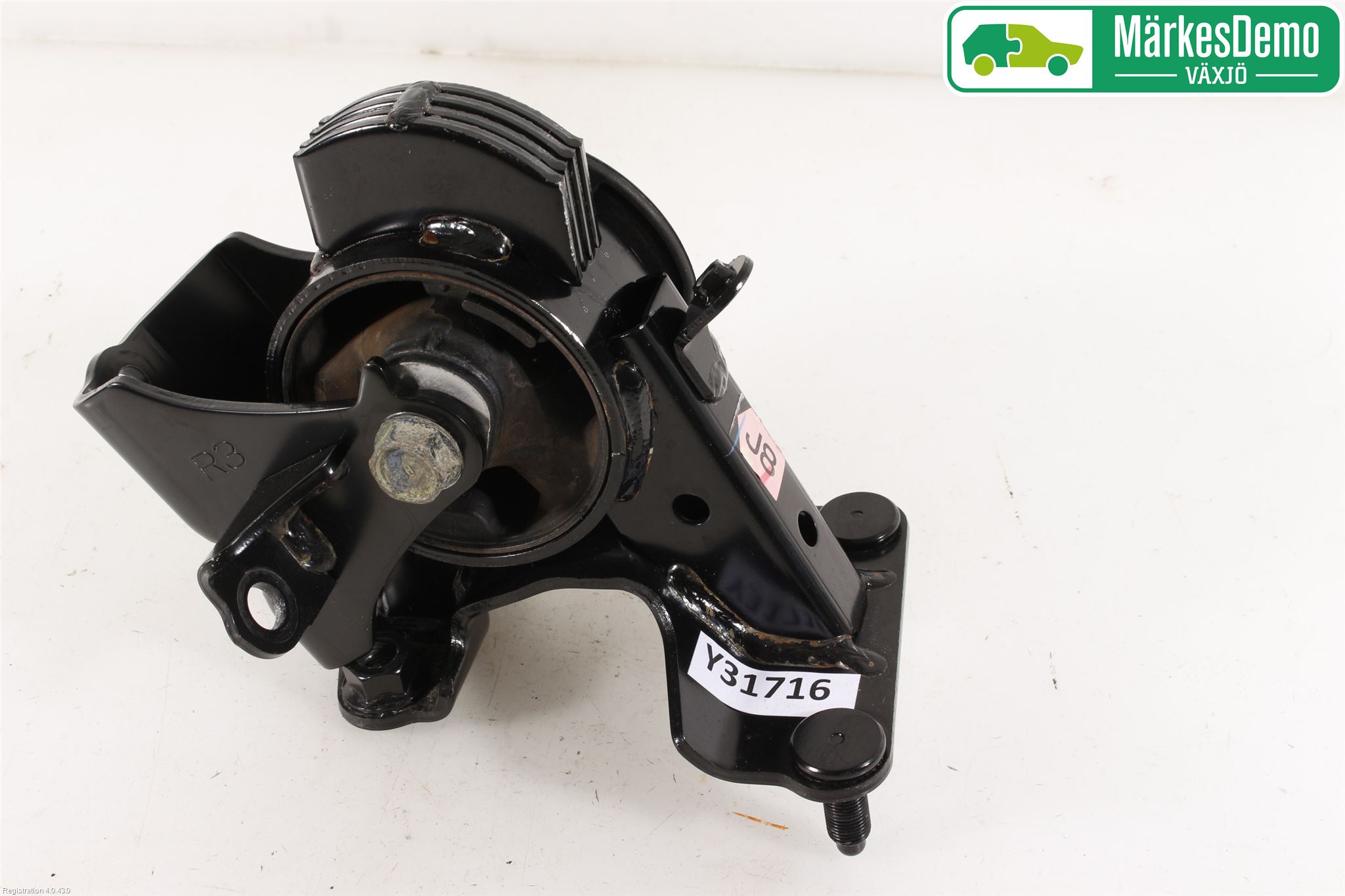 Toyota RAV4 13-18 Motorfäste