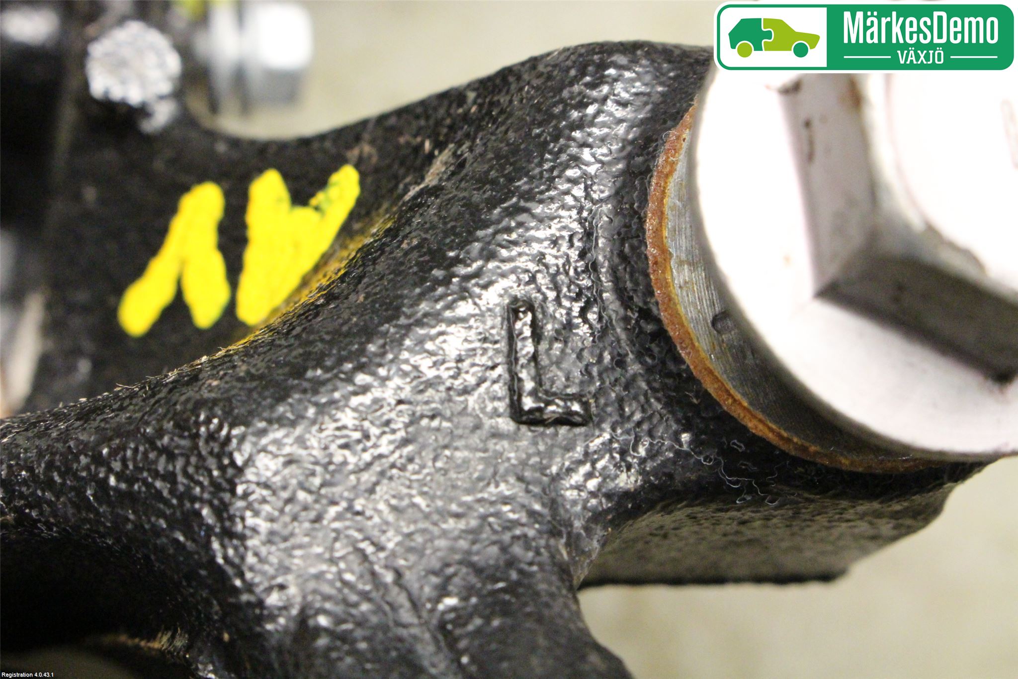 Toyota RAV4 13-18 Hjullagerhus-Spindel Vä B