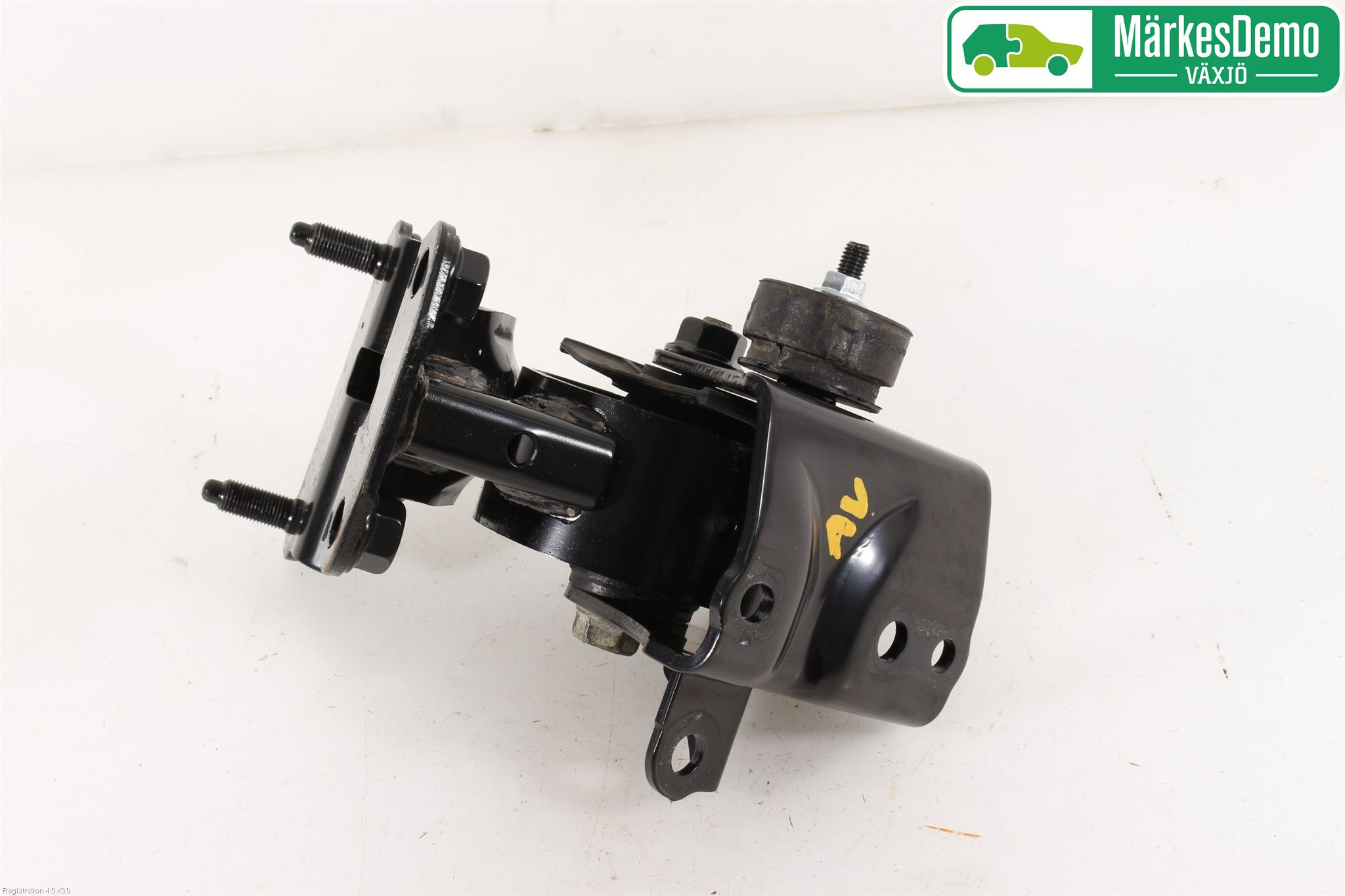 Toyota RAV4 13-18 Motorfäste