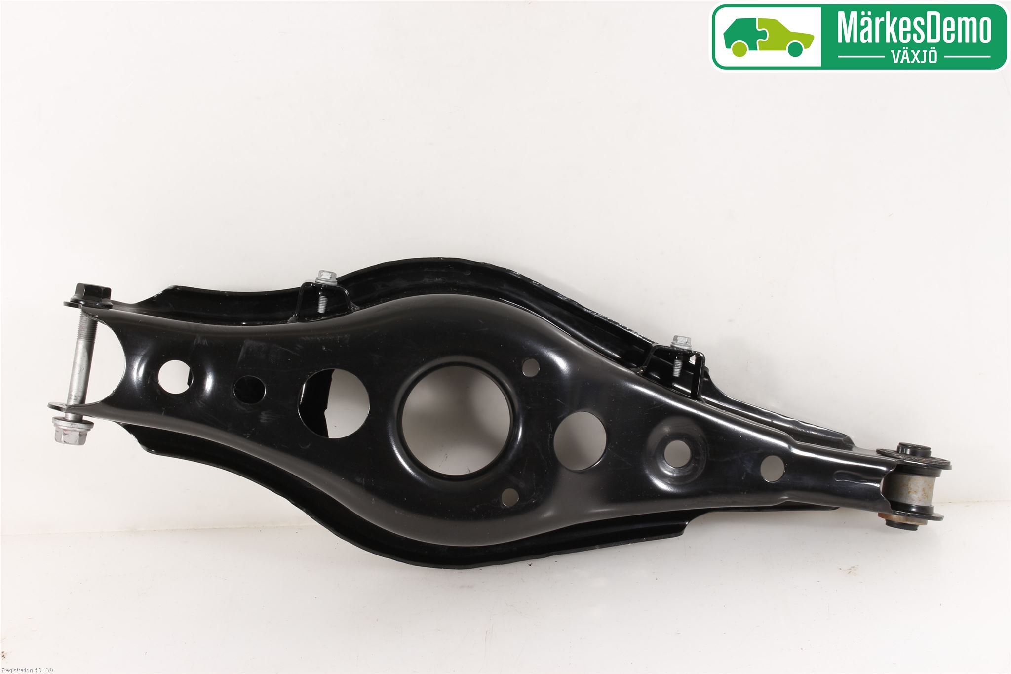 Toyota RAV4 13-18 Bärarm Bak Höger