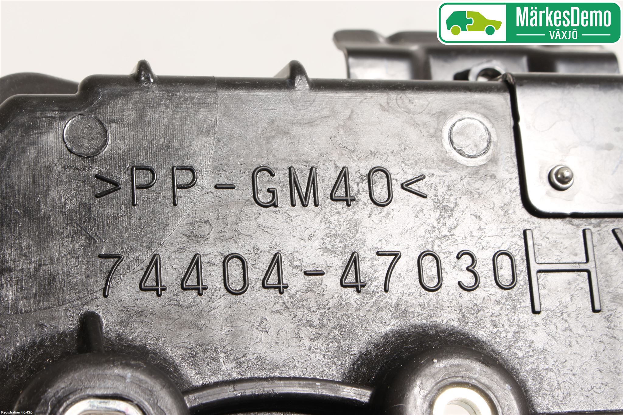 Toyota PRIUS (ZVW50) 16-21 Batterilåda-Fäste-Hållare