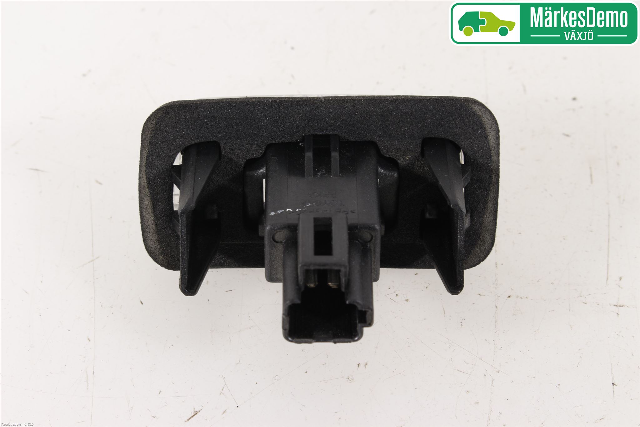 Toyota YARIS XP130 15-20 Skylt Belysning