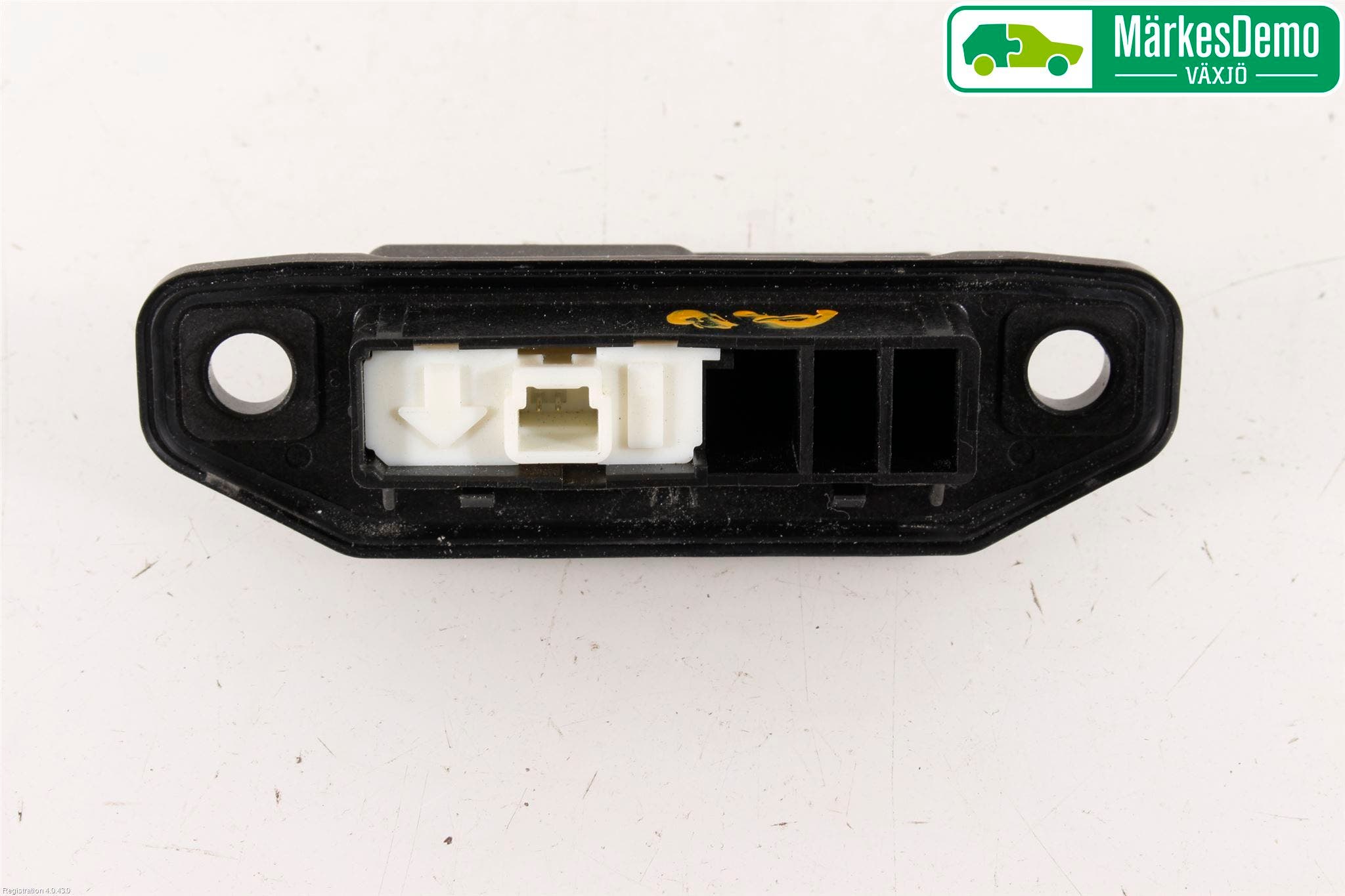 Toyota YARIS XP130 15-20 Bakluckehandtag