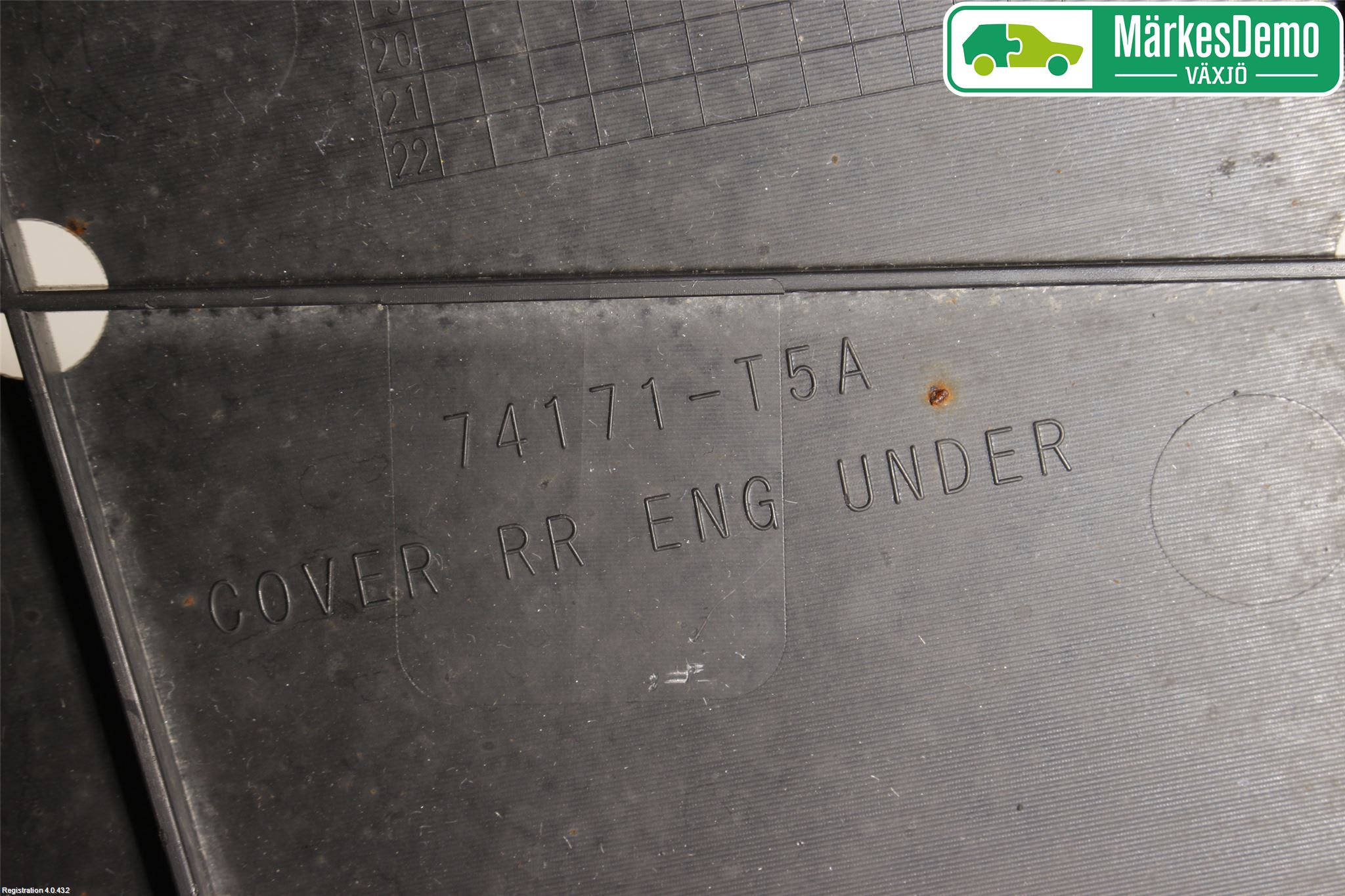 Honda JAZZ 15-20 Hasplåt Plåt-Plast