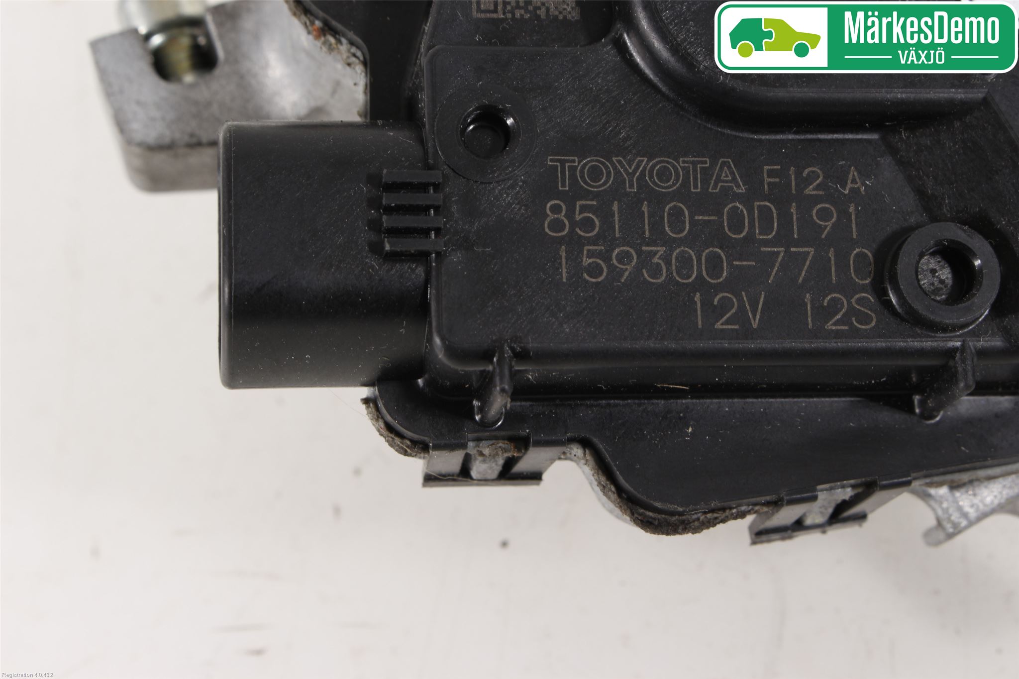 Toyota YARIS XP130 15-20 Torkarmotor Vindruta