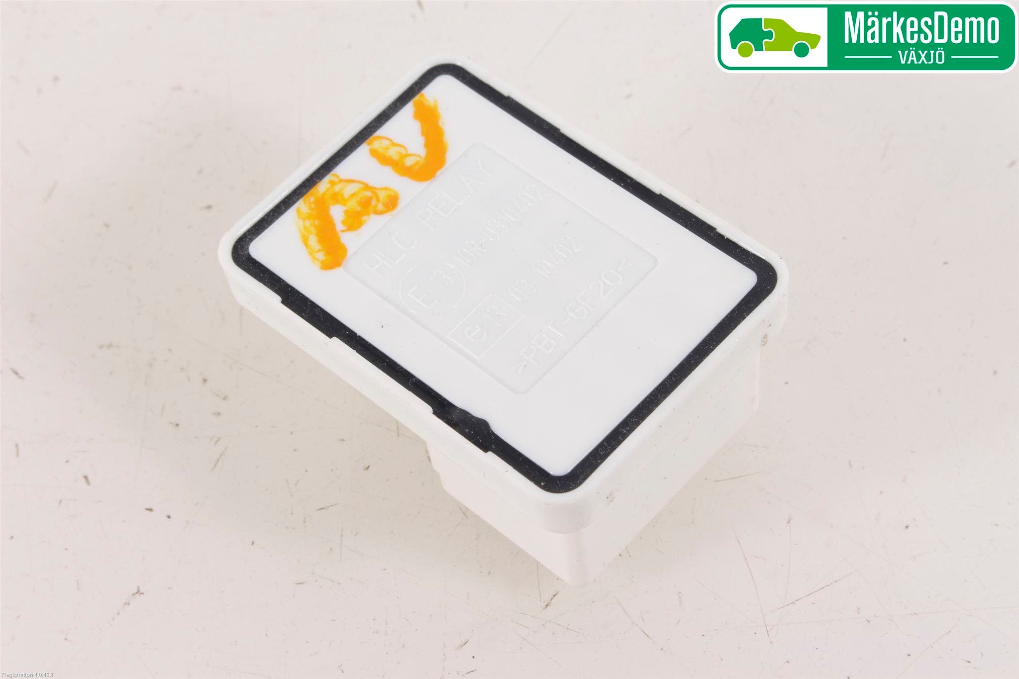 Toyota AURIS 13-19 Relä Spolning