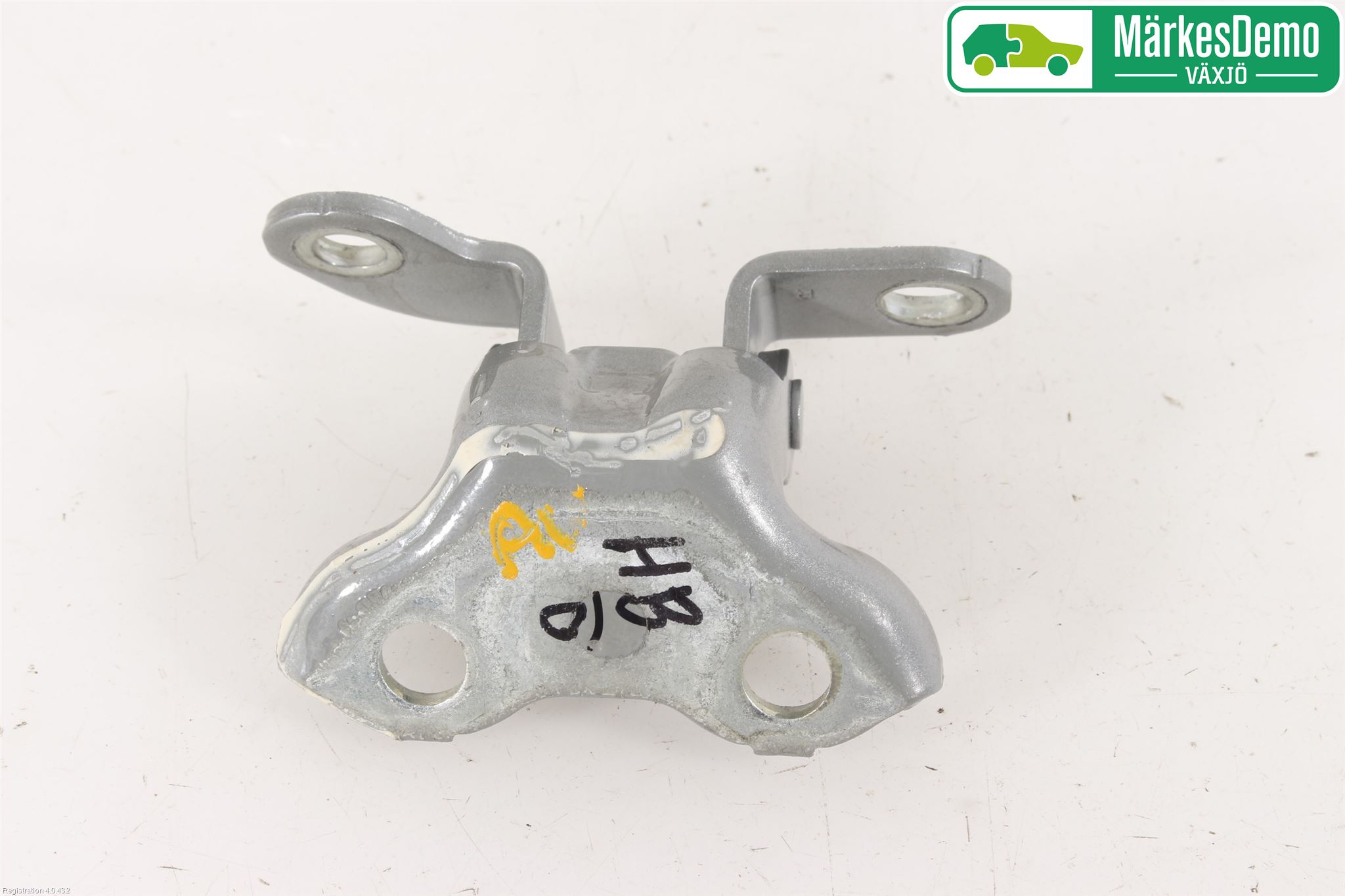 Toyota AURIS 13-19 Dörrgångjärn