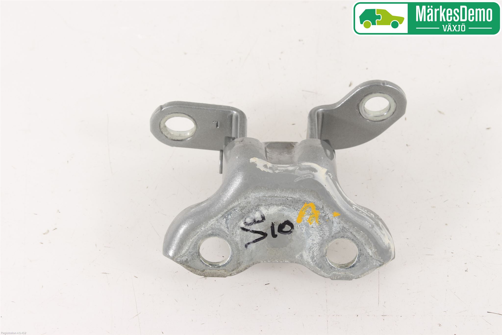 Toyota AURIS 13-19 Dörrgångjärn