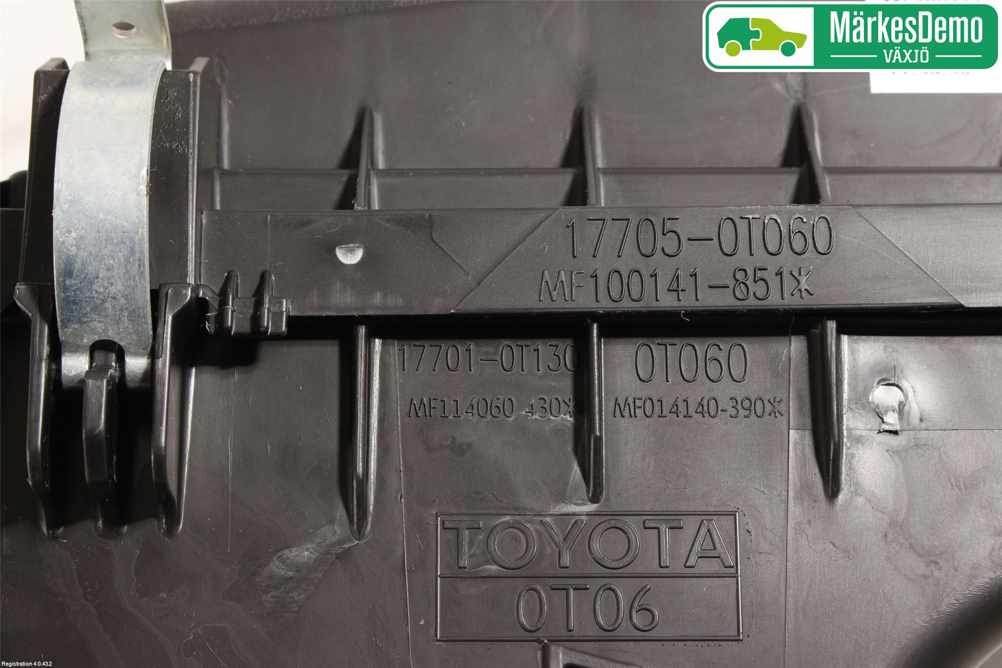 Toyota AURIS 13-19 Luftrenare