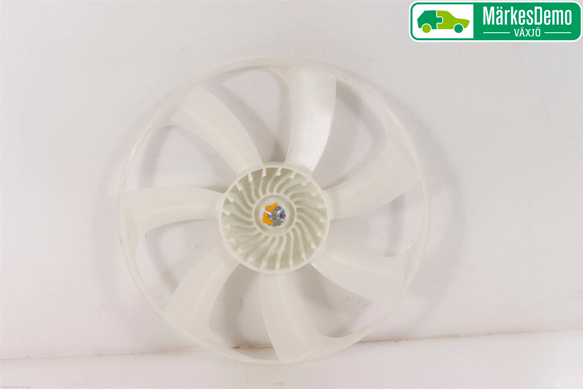 Toyota YARIS XP130 15-20 Kylfläkt-Vinge