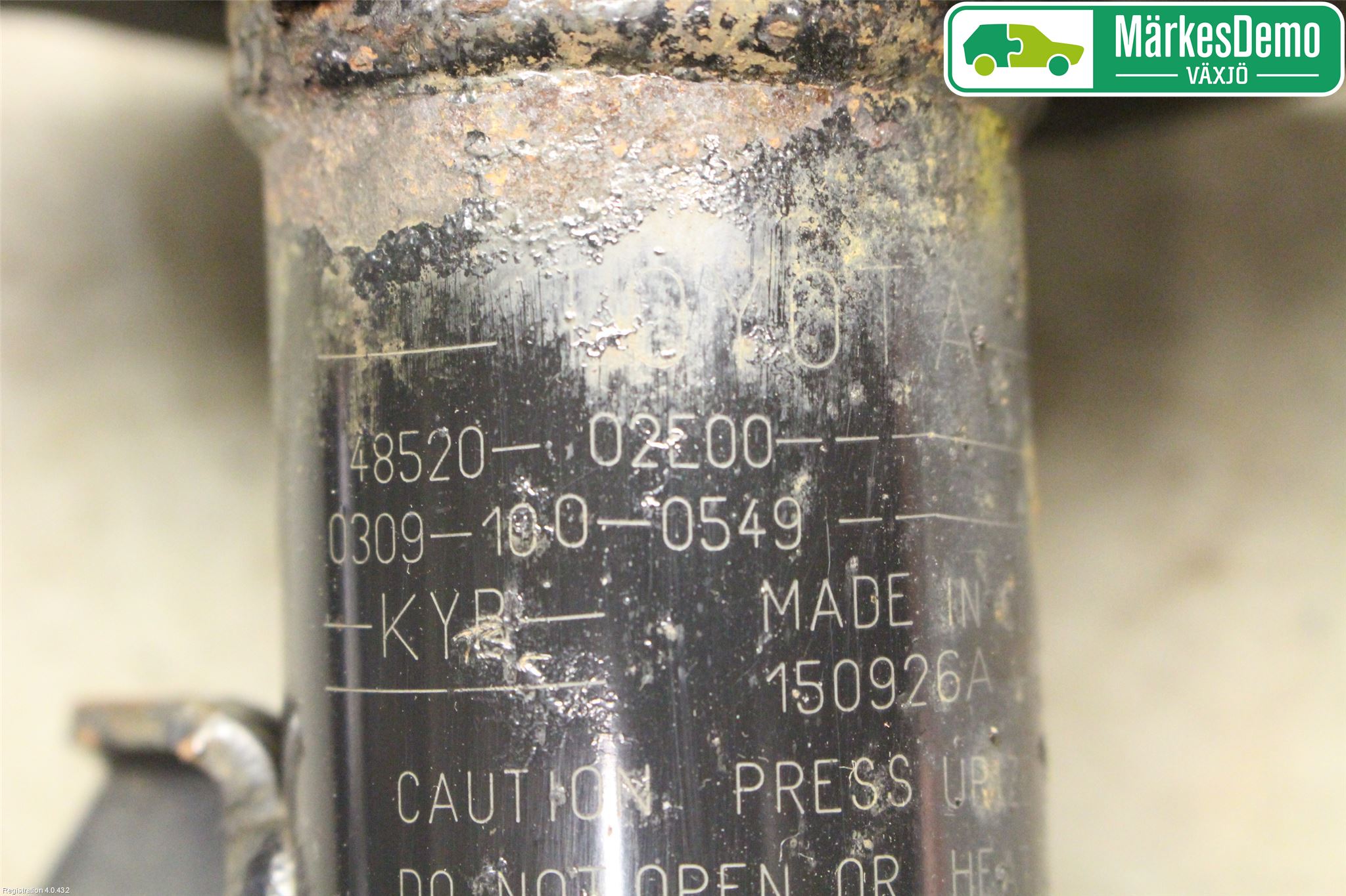 Toyota AURIS 13-19 Fjäderben Fram Vänster