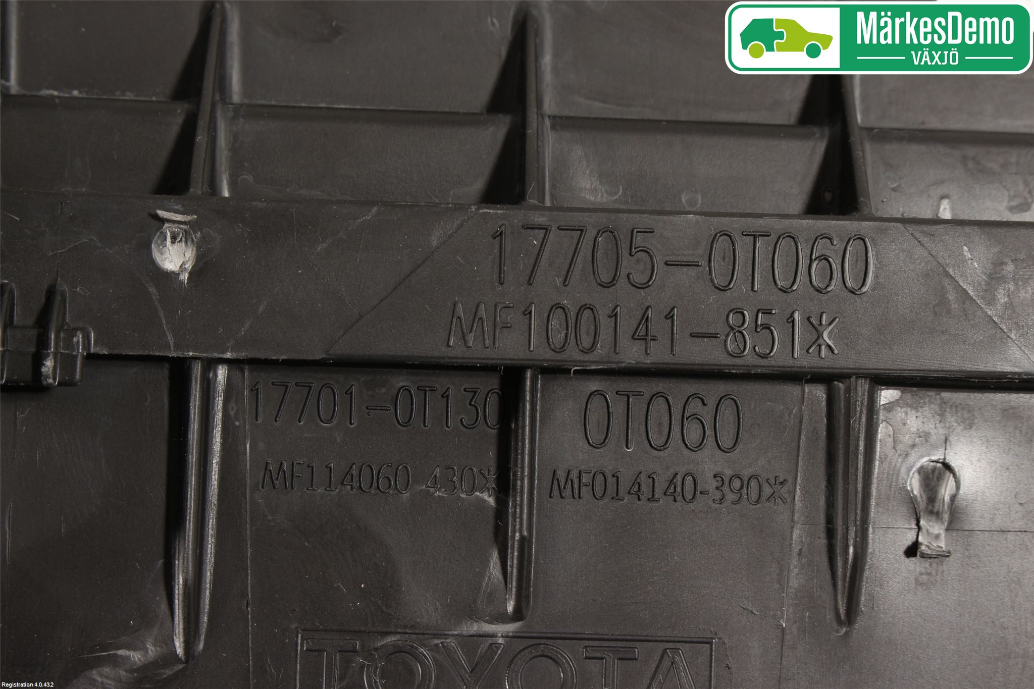 Toyota AURIS 13-19 Luftrenare