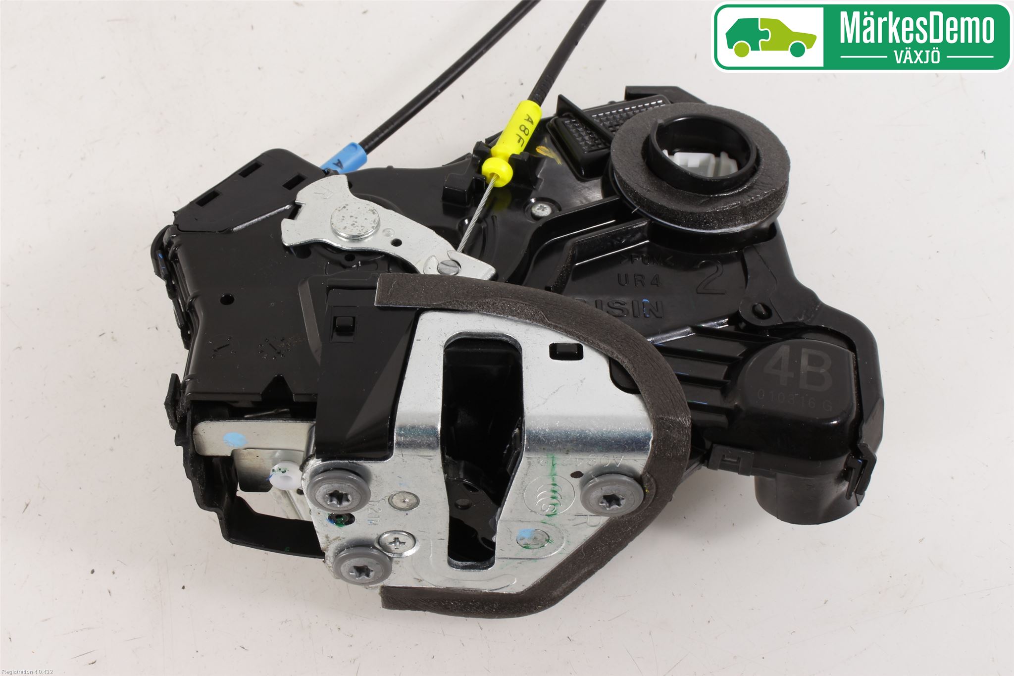 Toyota AURIS 13-19 Låskista-Dörrlås