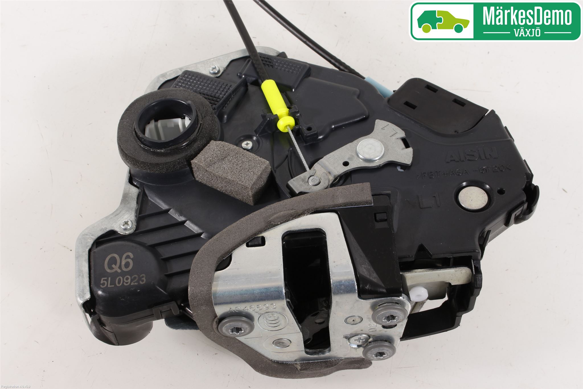 Lexus IS 250/350 14-20 Låskista-Dörrlås