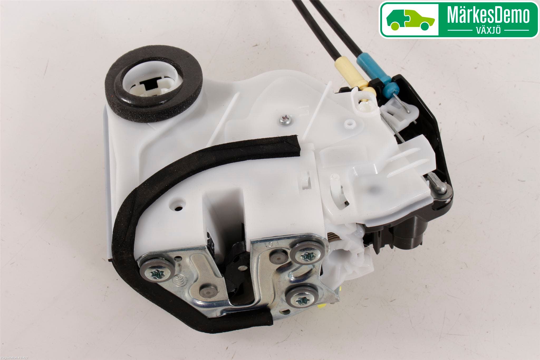 Suzuki IGNIS 01-20 Låskista-Dörrlås