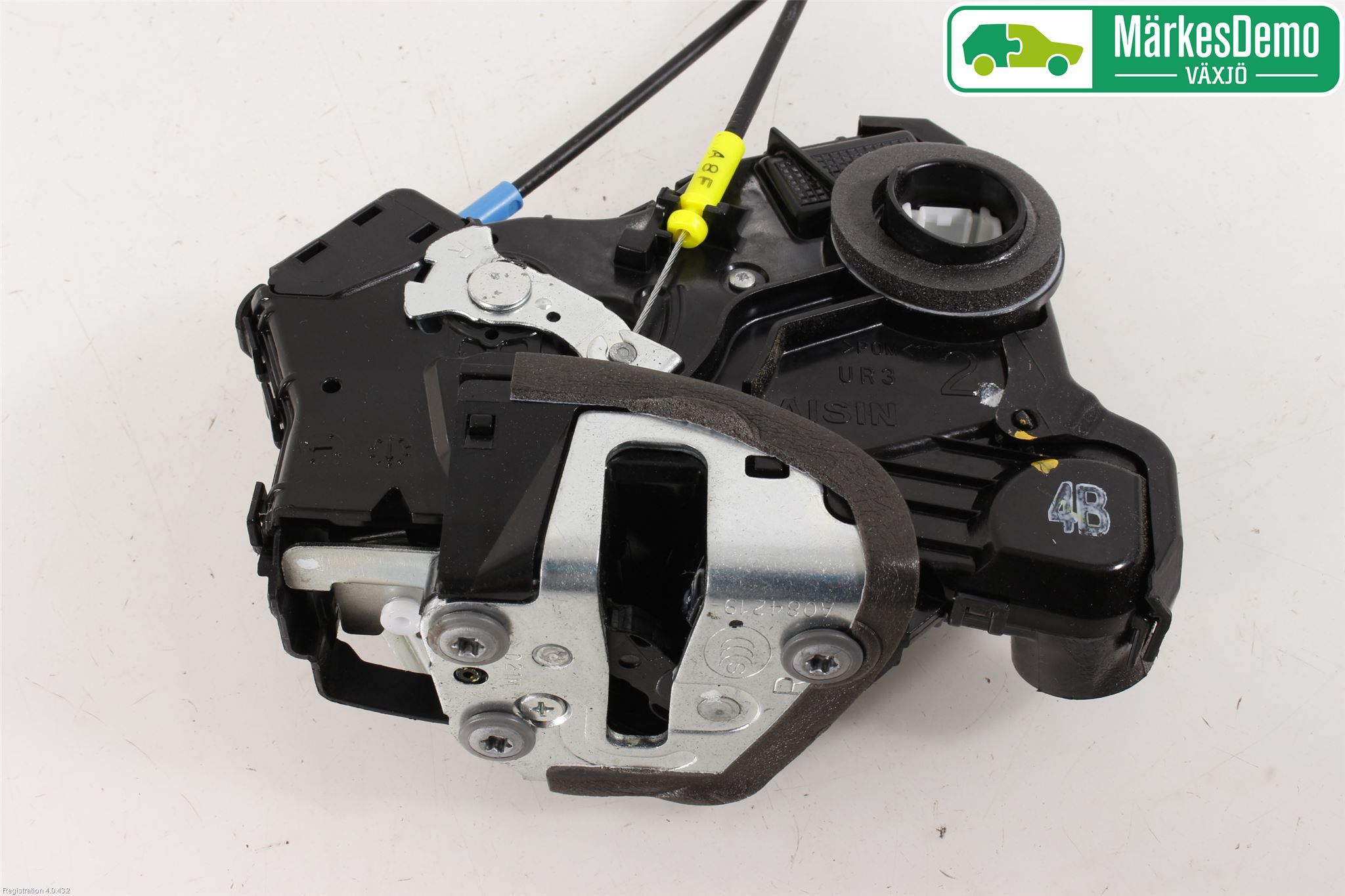 Toyota AURIS 13-19 Låskista-Dörrlås