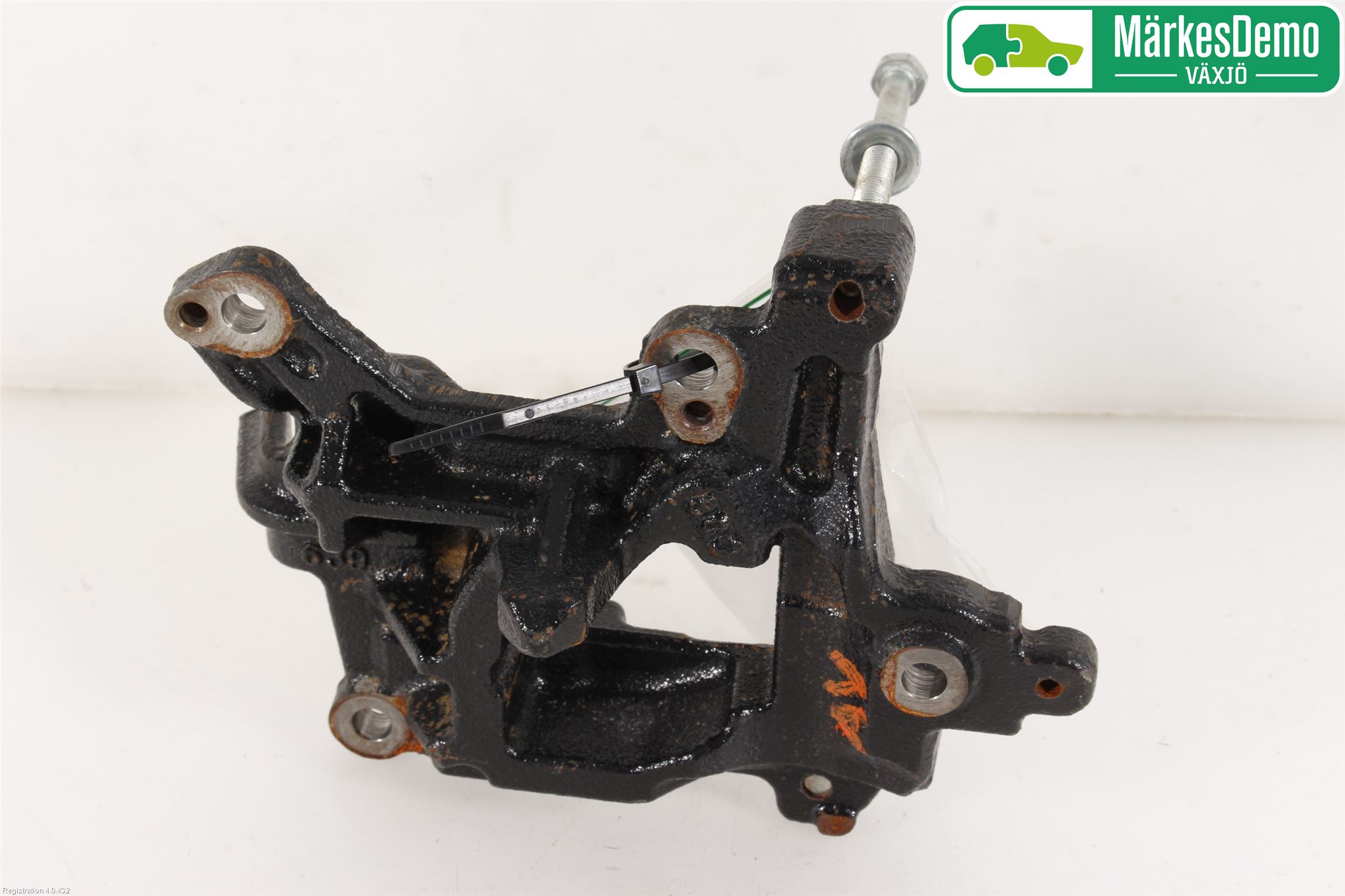 Toyota RAV4 13-18 Ac Kompressor-Fäste