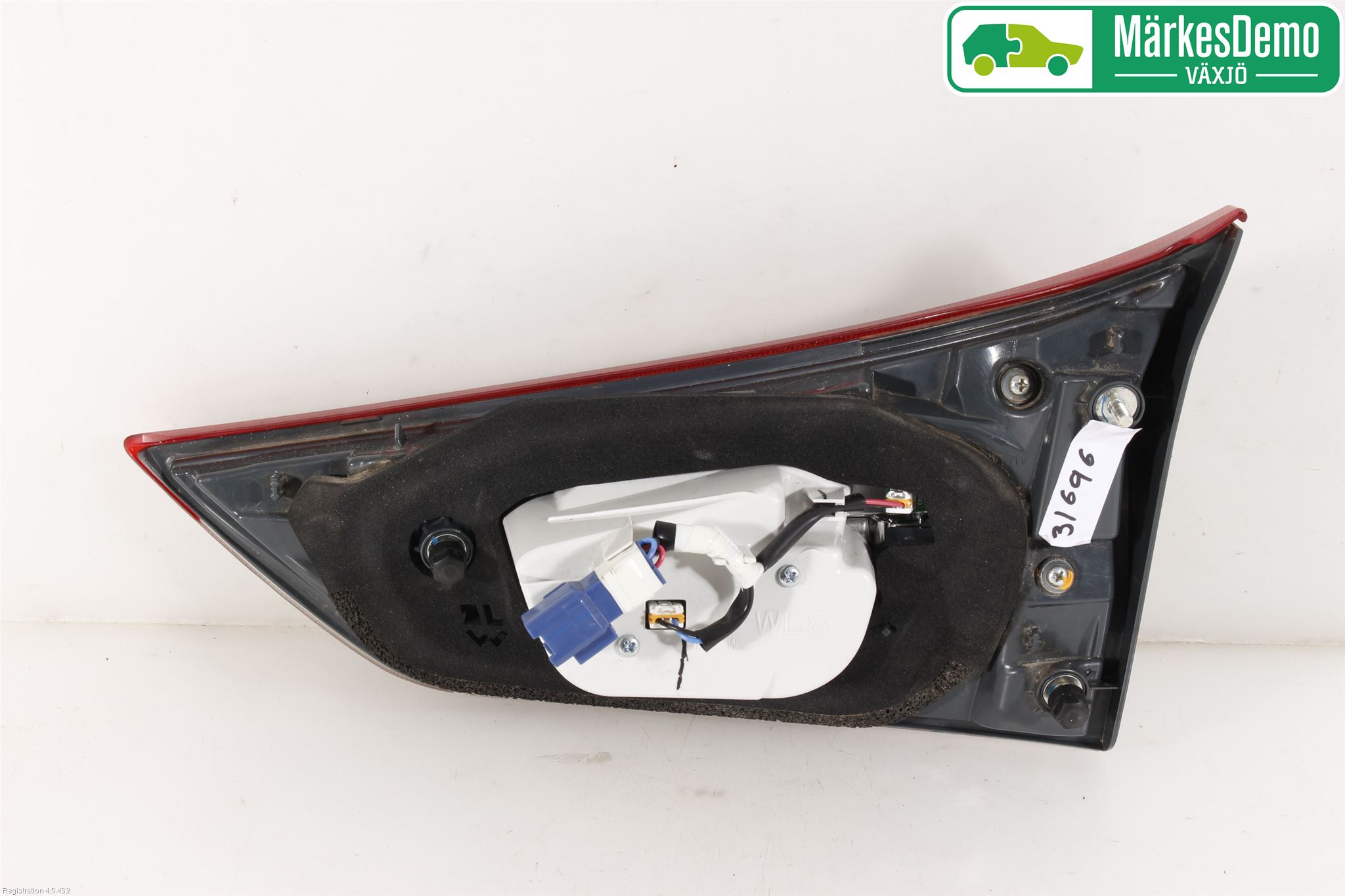 Toyota AURIS 13-19 Bakljus Lucka Vä