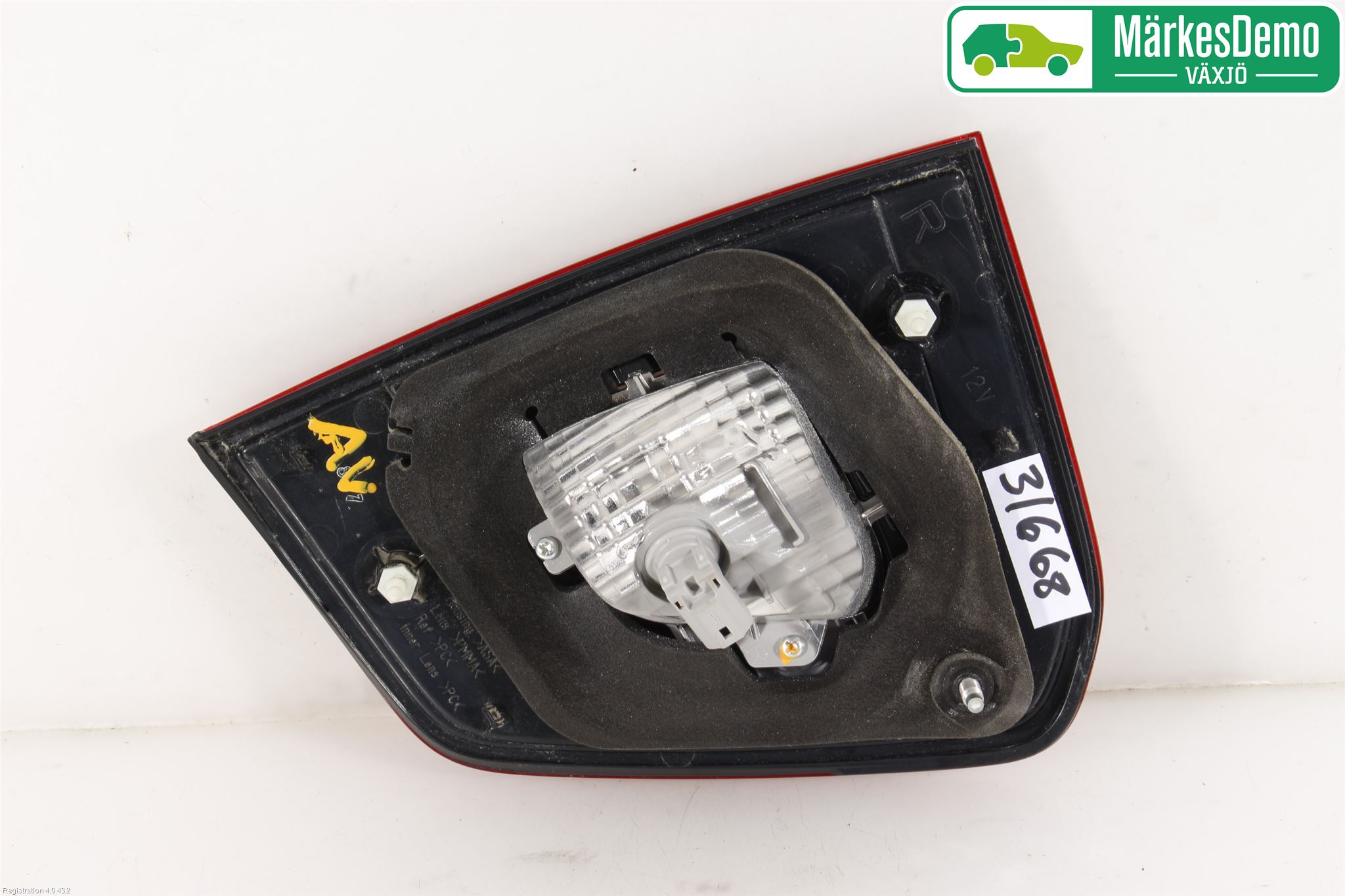 Suzuki IGNIS 01-20 Bakljus Lucka Hö