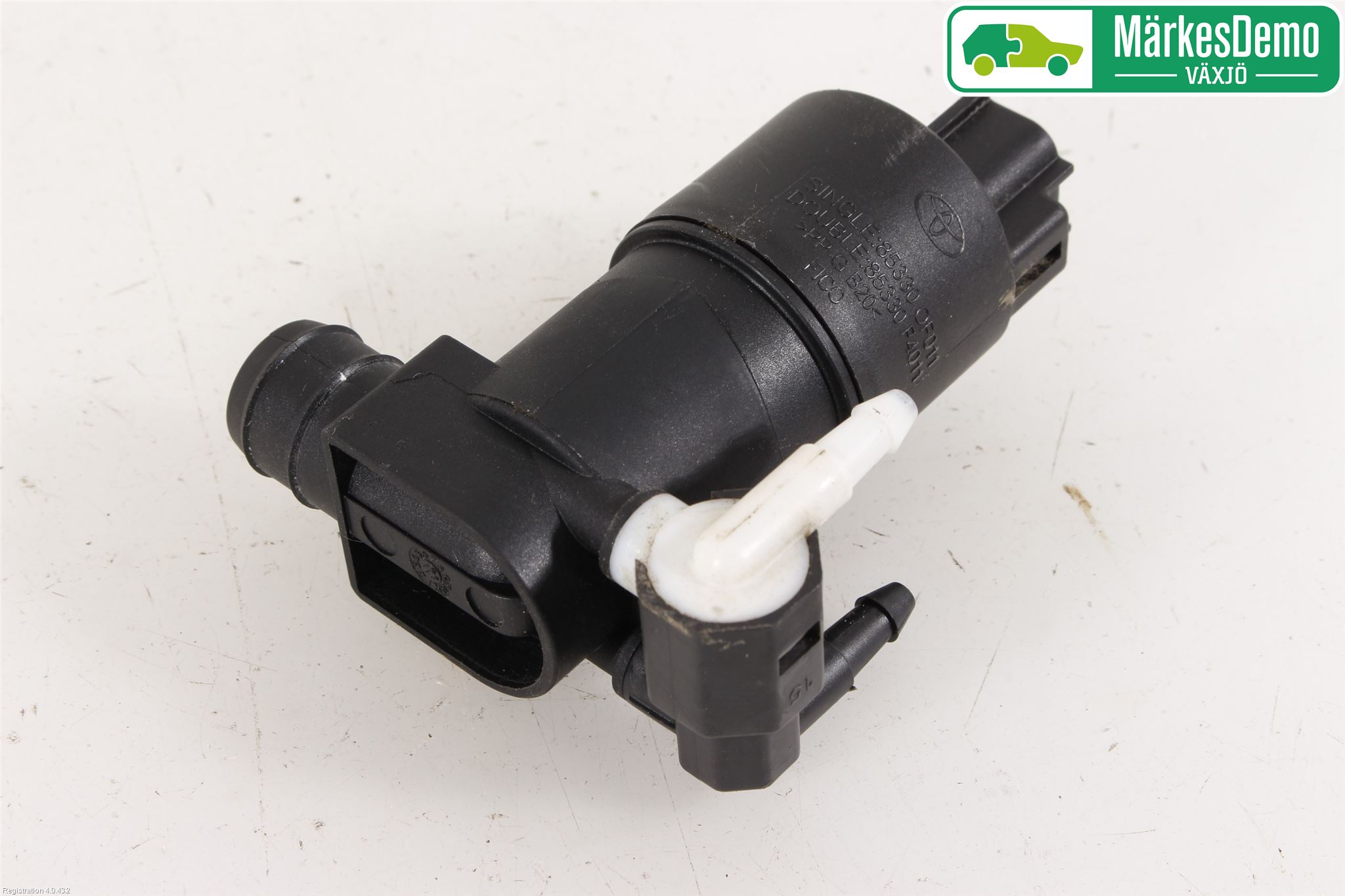 Toyota C-HR 16-23 Spolarpump Vindruta