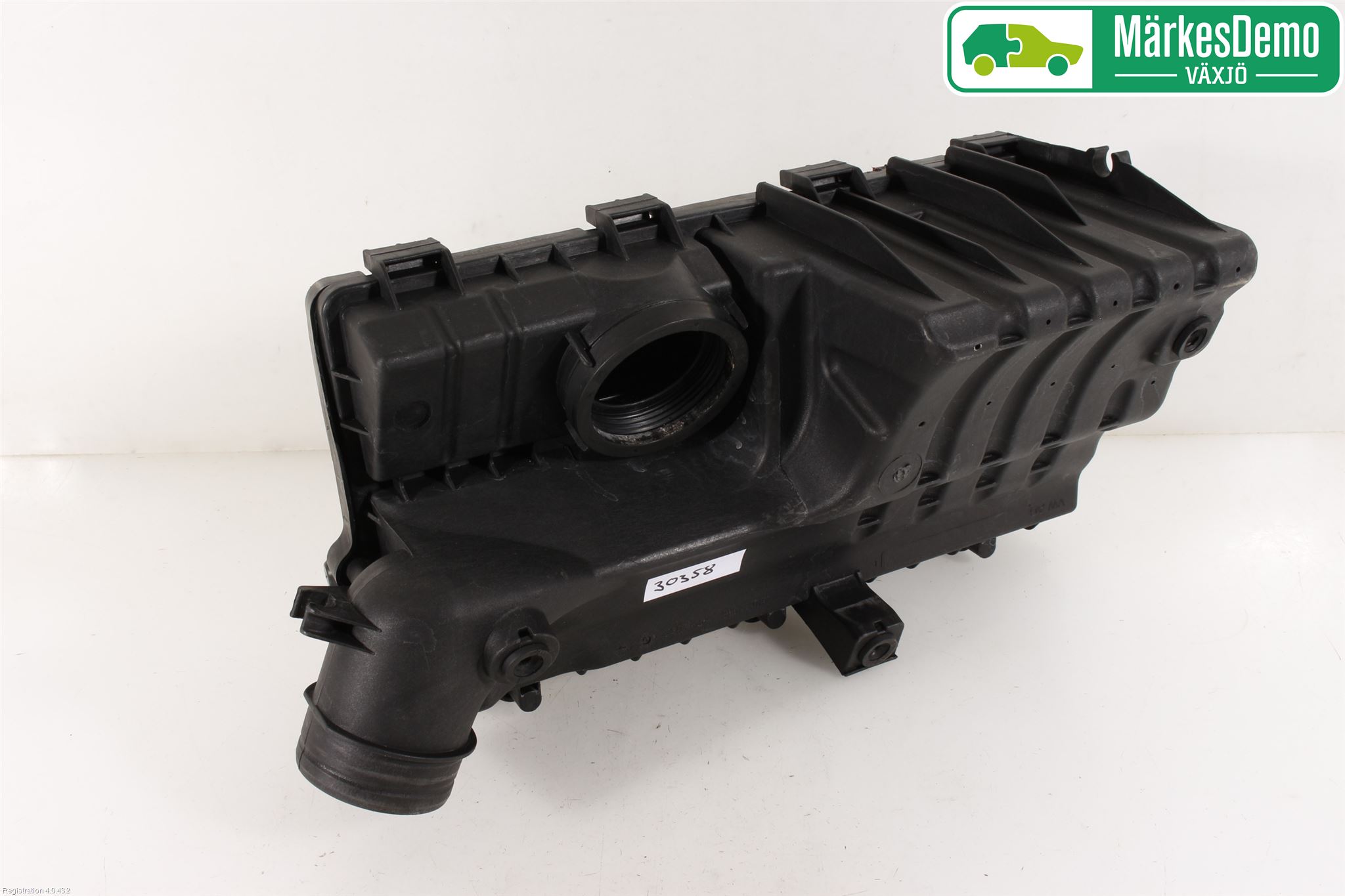 Volkswagen VW CADDY      04-10 Luftrenare