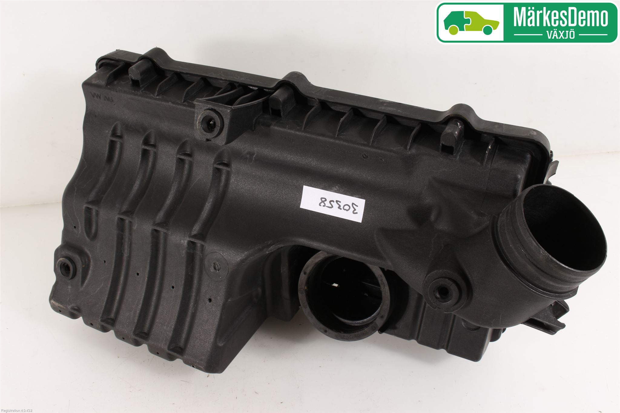 Volkswagen VW CADDY      04-10 Luftrenare