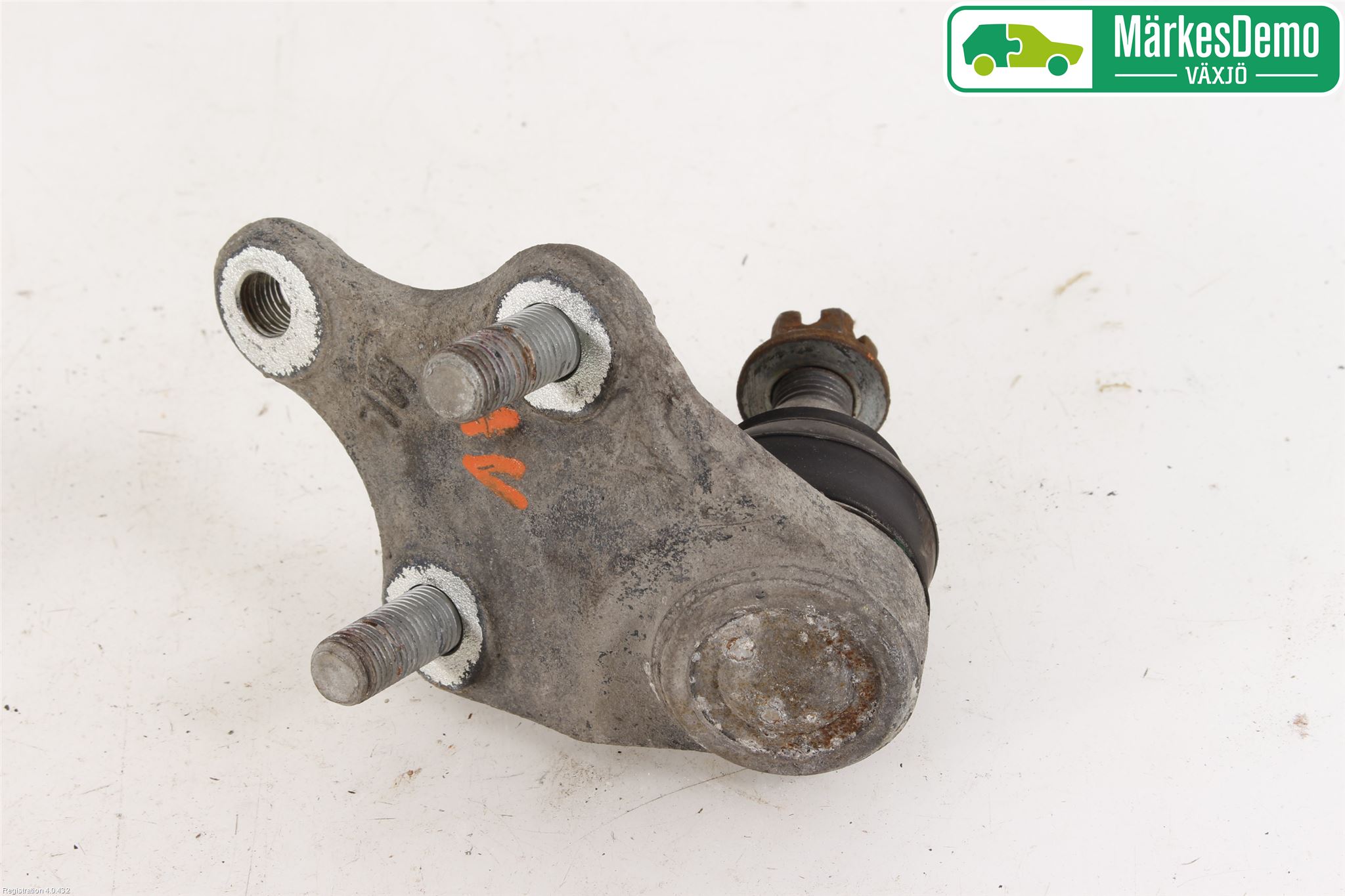 Toyota AVENSIS 16-18 Styrspindelled-Kulled