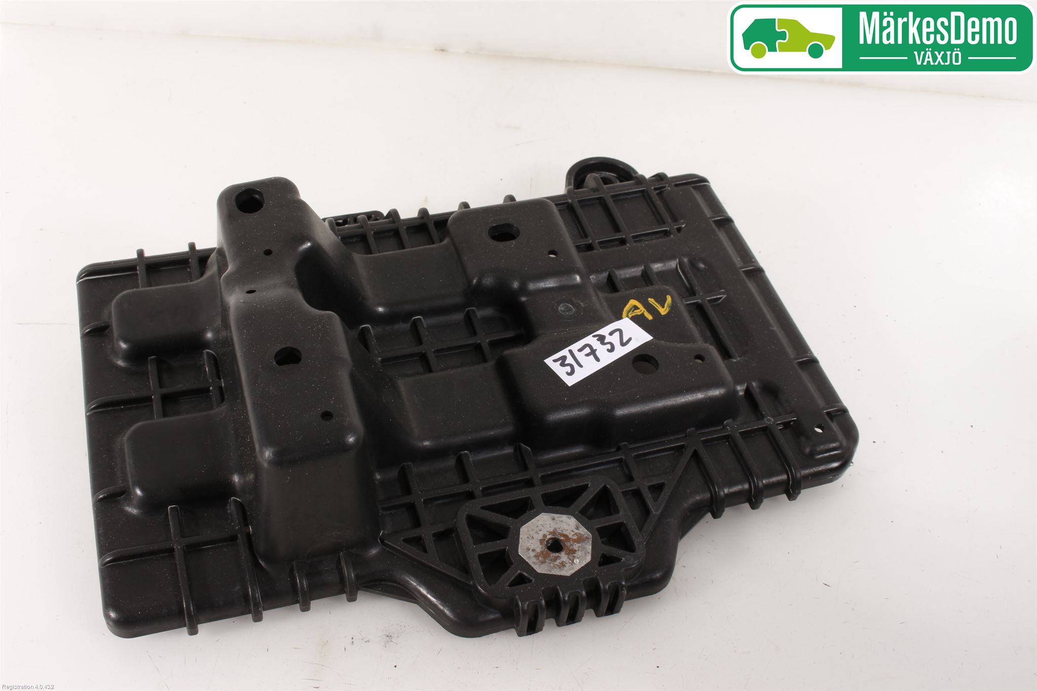 Hyundai TUCSON 05- Batterilåda-Fäste-Hållare