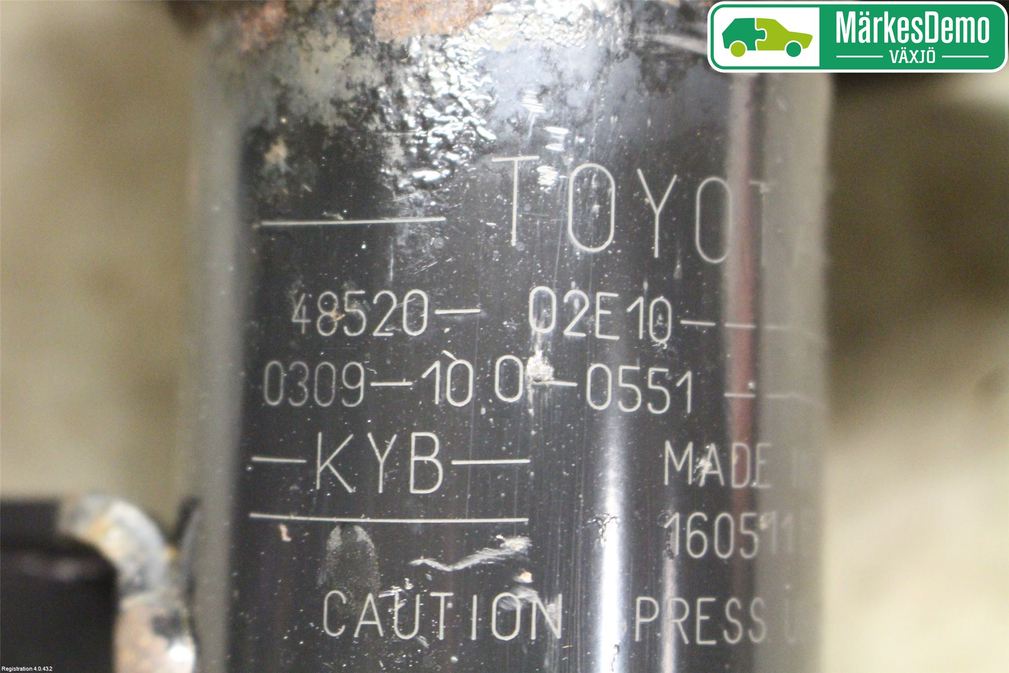Toyota AURIS 13-19 Fjäderben Fram Vänster