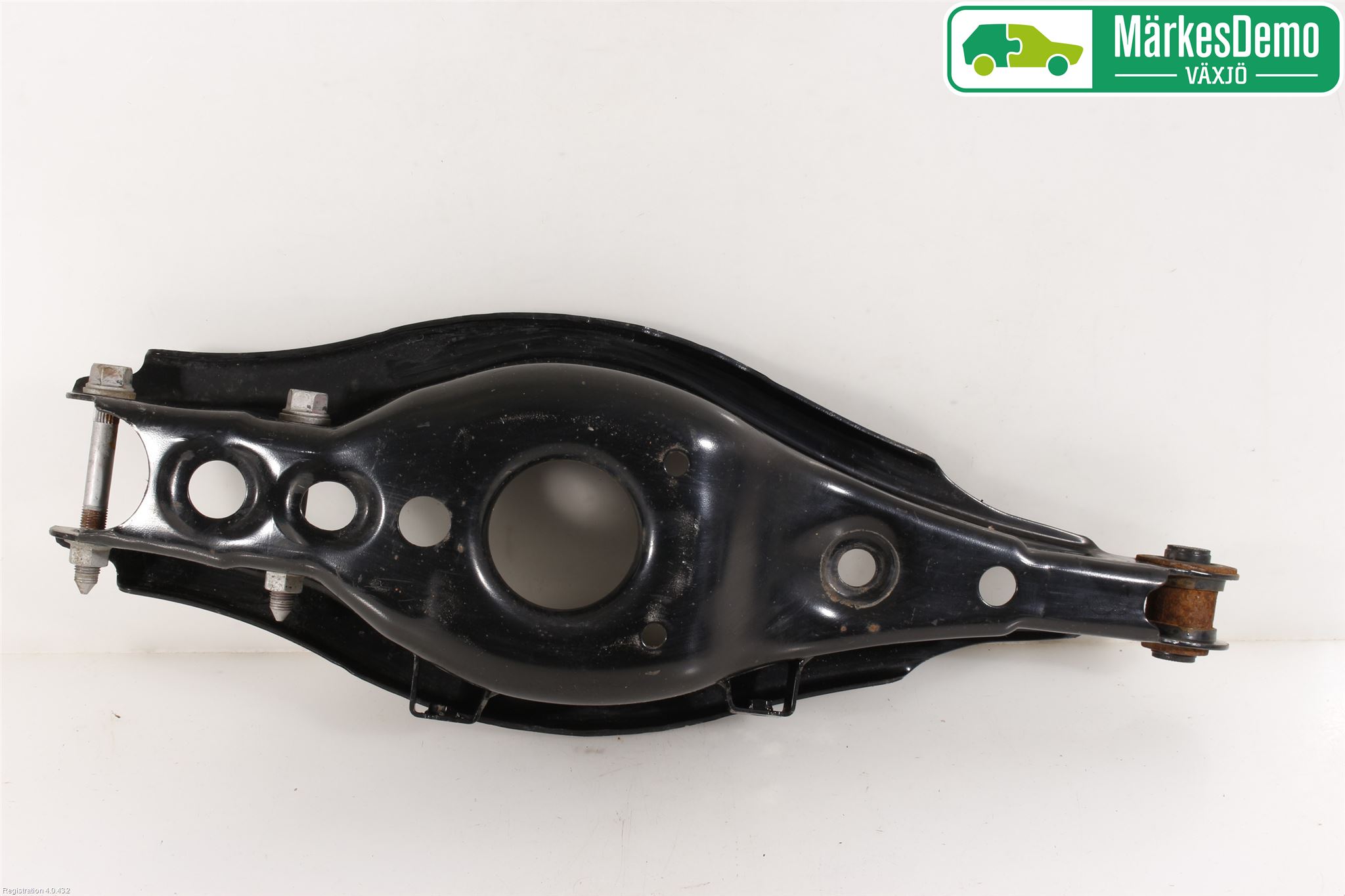 Lexus CT 200h Bärarm Bak Vänster