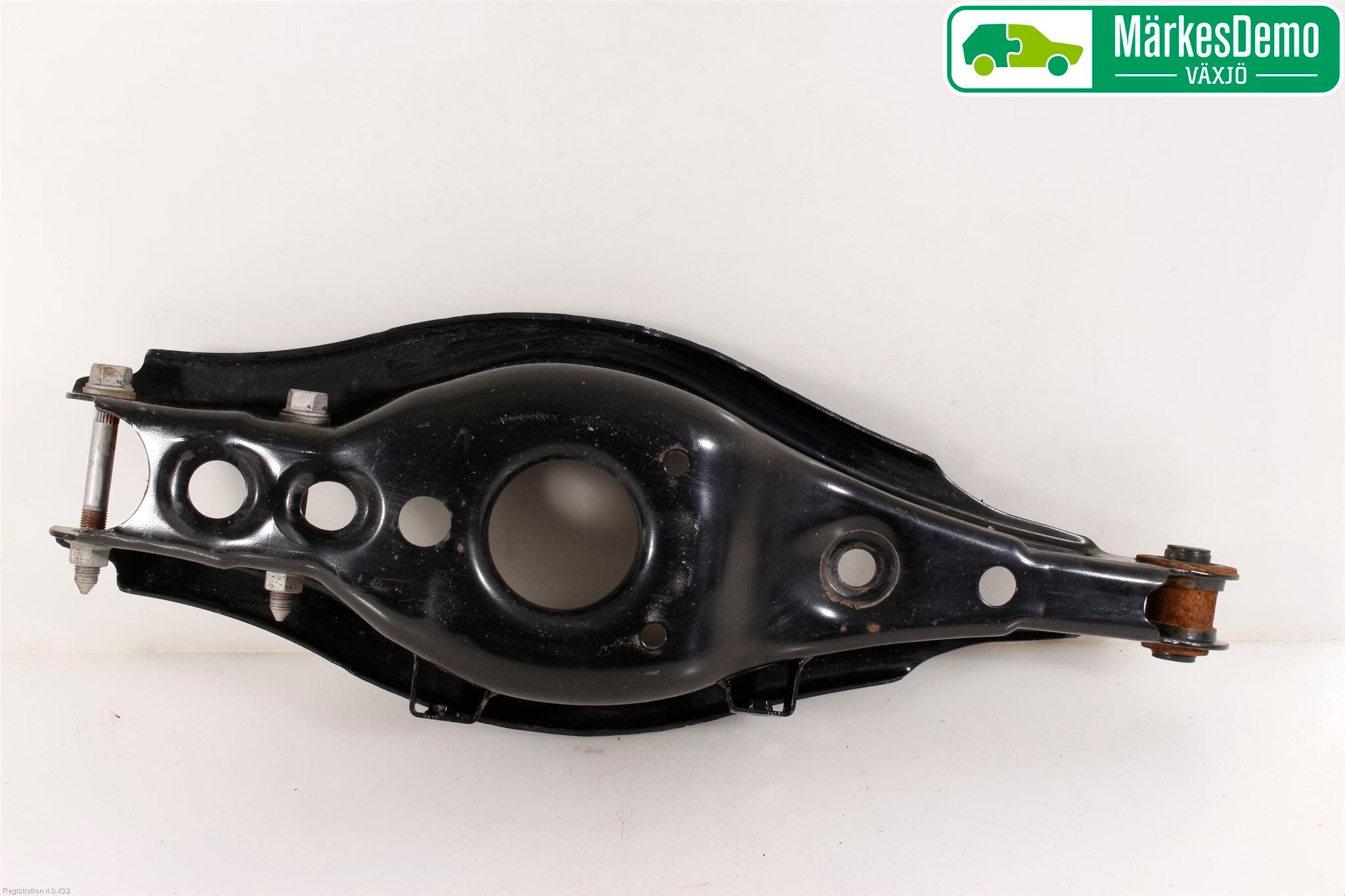 Lexus CT 200h Bärarm Bak Vänster