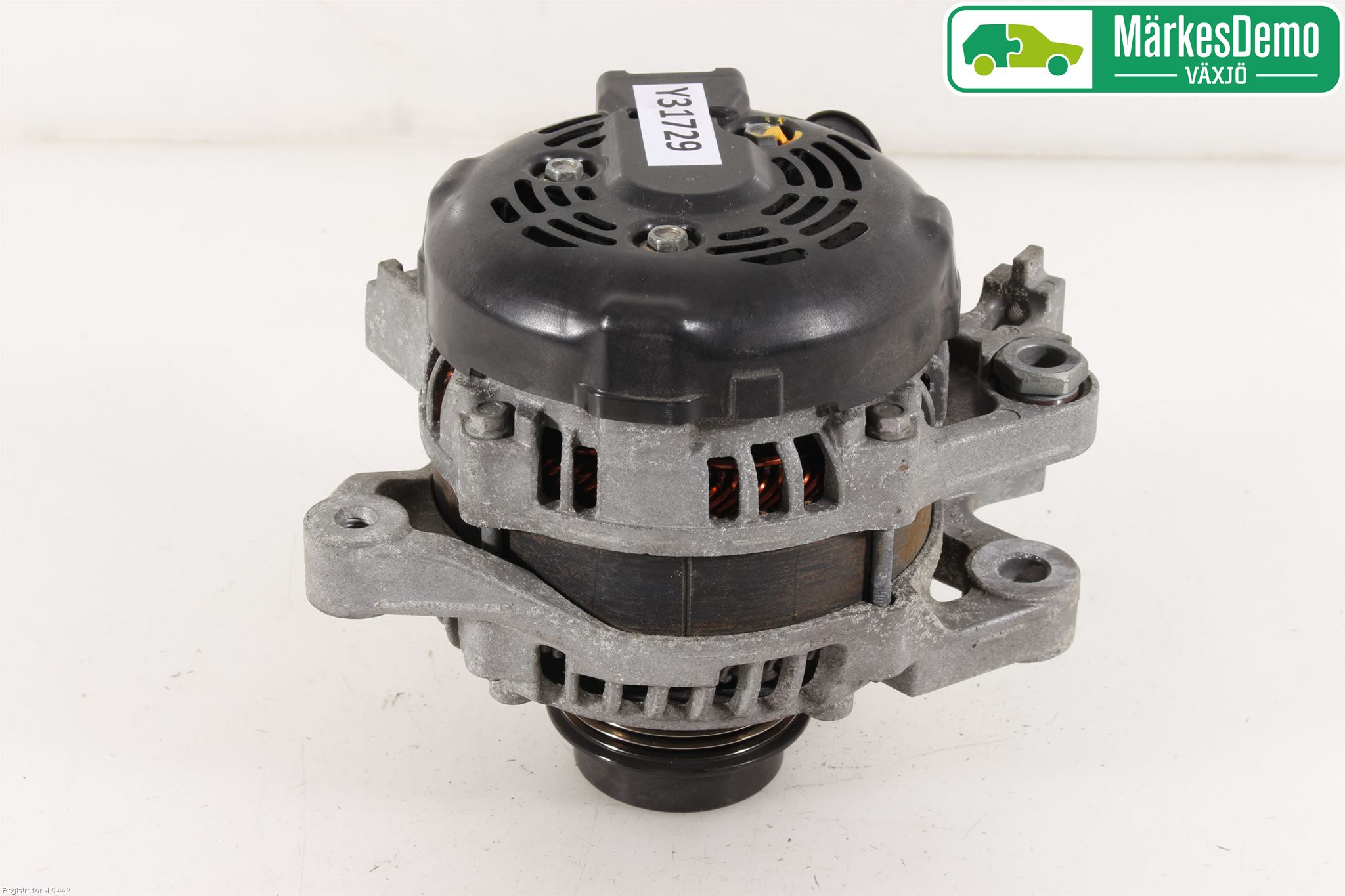 Toyota YARIS XP130 12-14 Generator