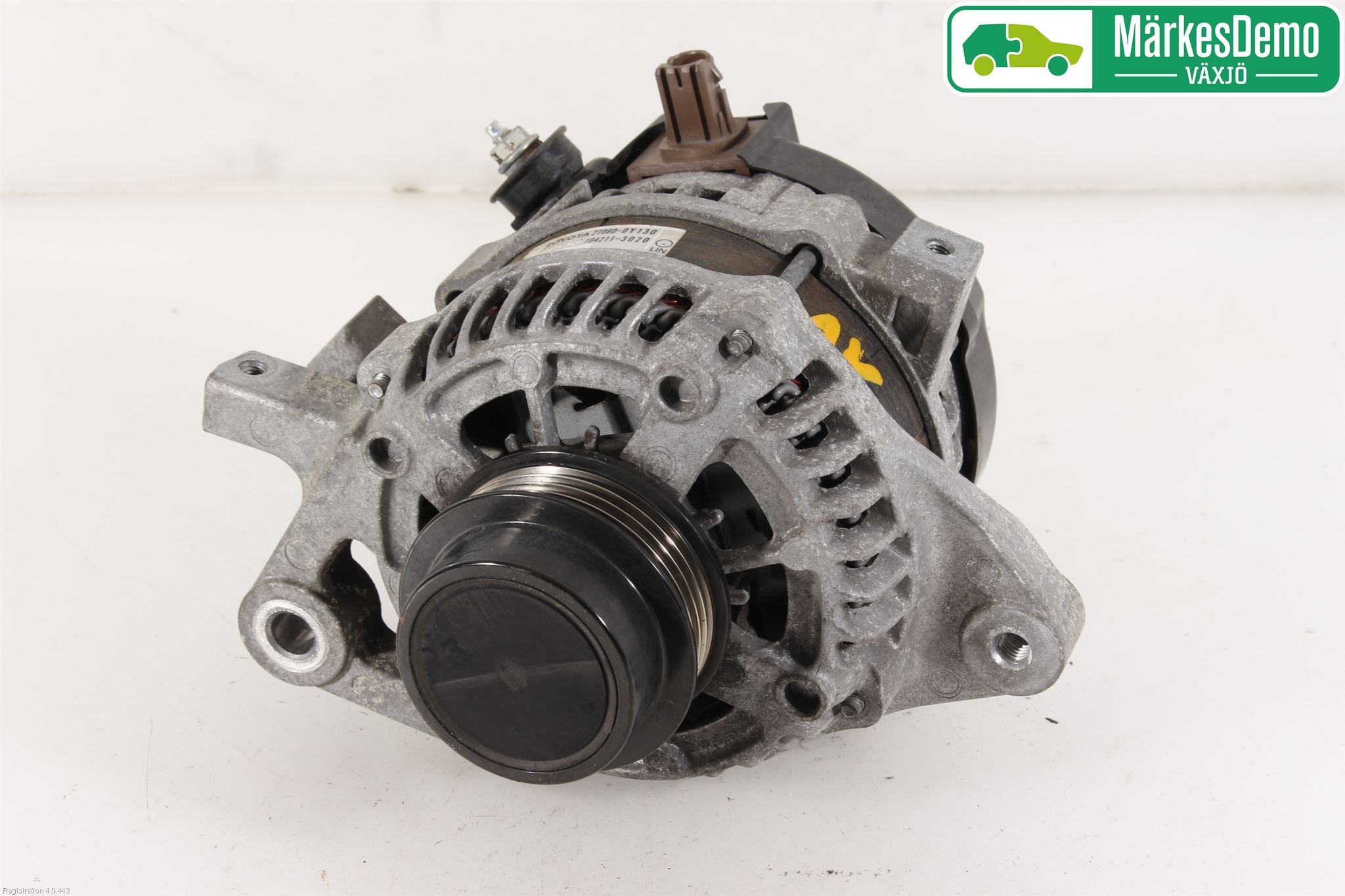 Toyota YARIS XP130 12-14 Generator