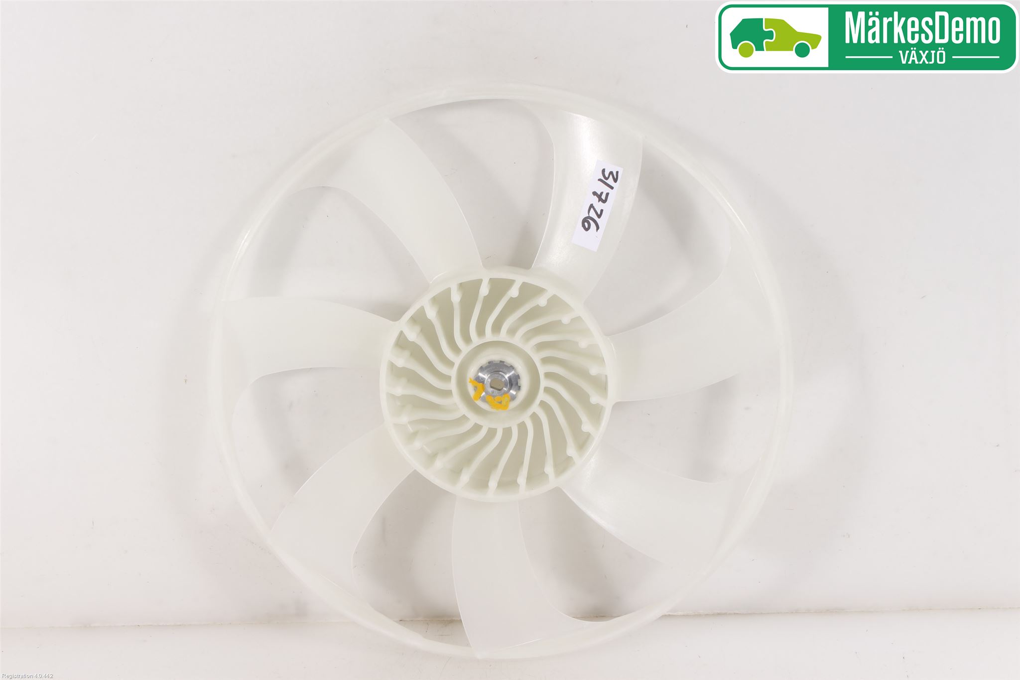 Toyota AURIS 13-19 Kylfläkt-Vinge