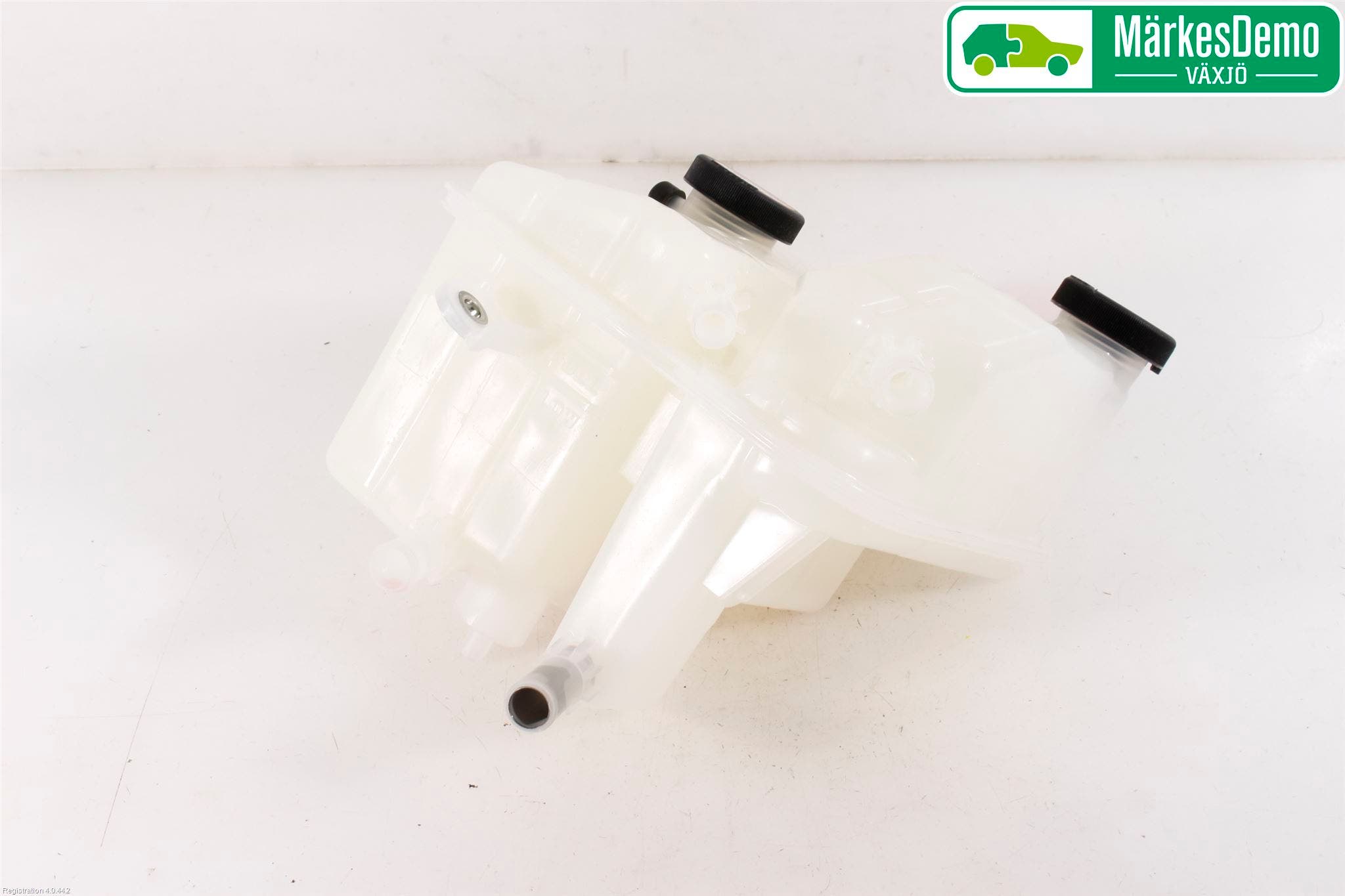 Toyota AURIS 13-19 Expansionstank