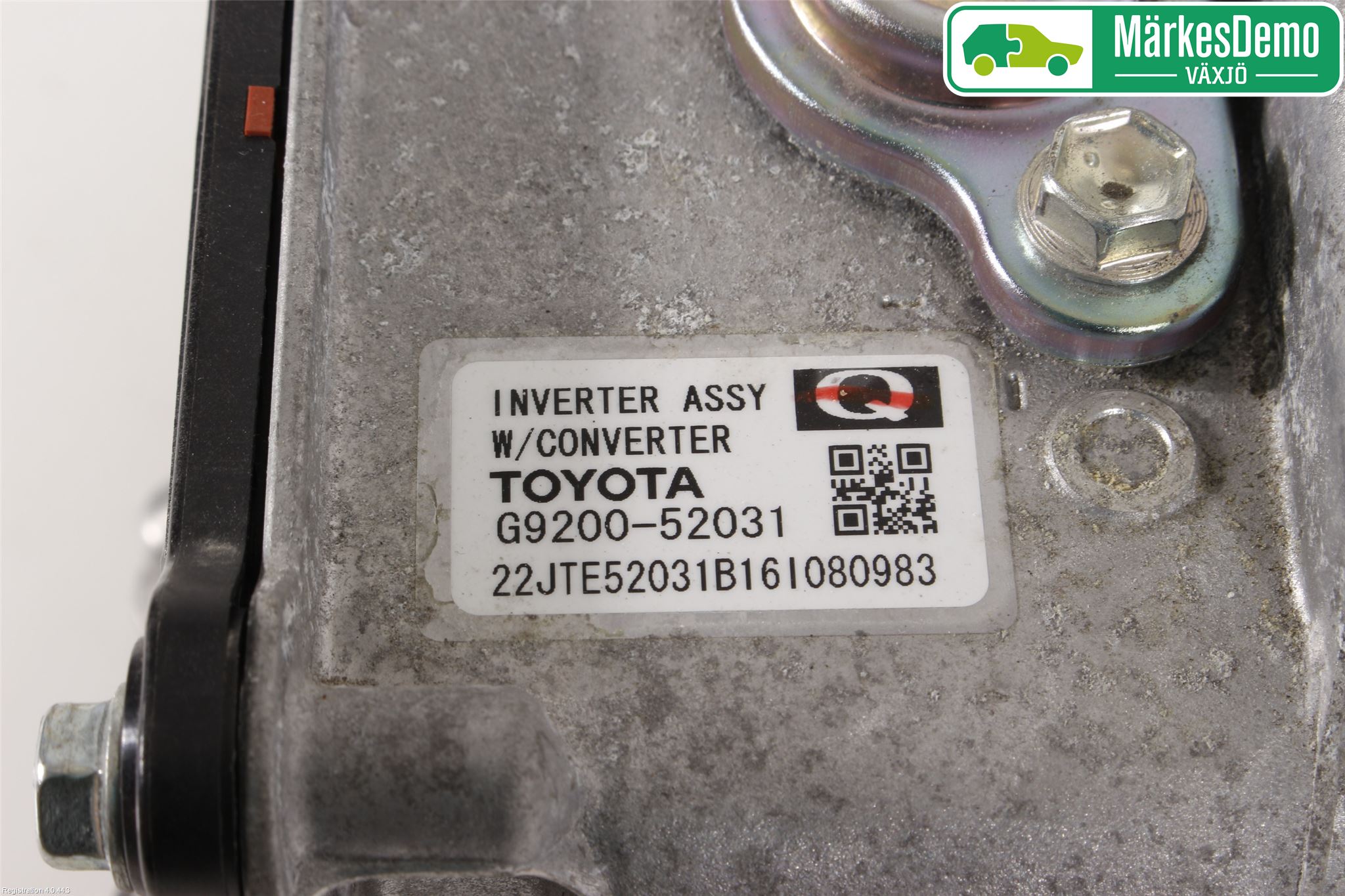 Toyota YARIS XP130 15-20 Hybridconverter