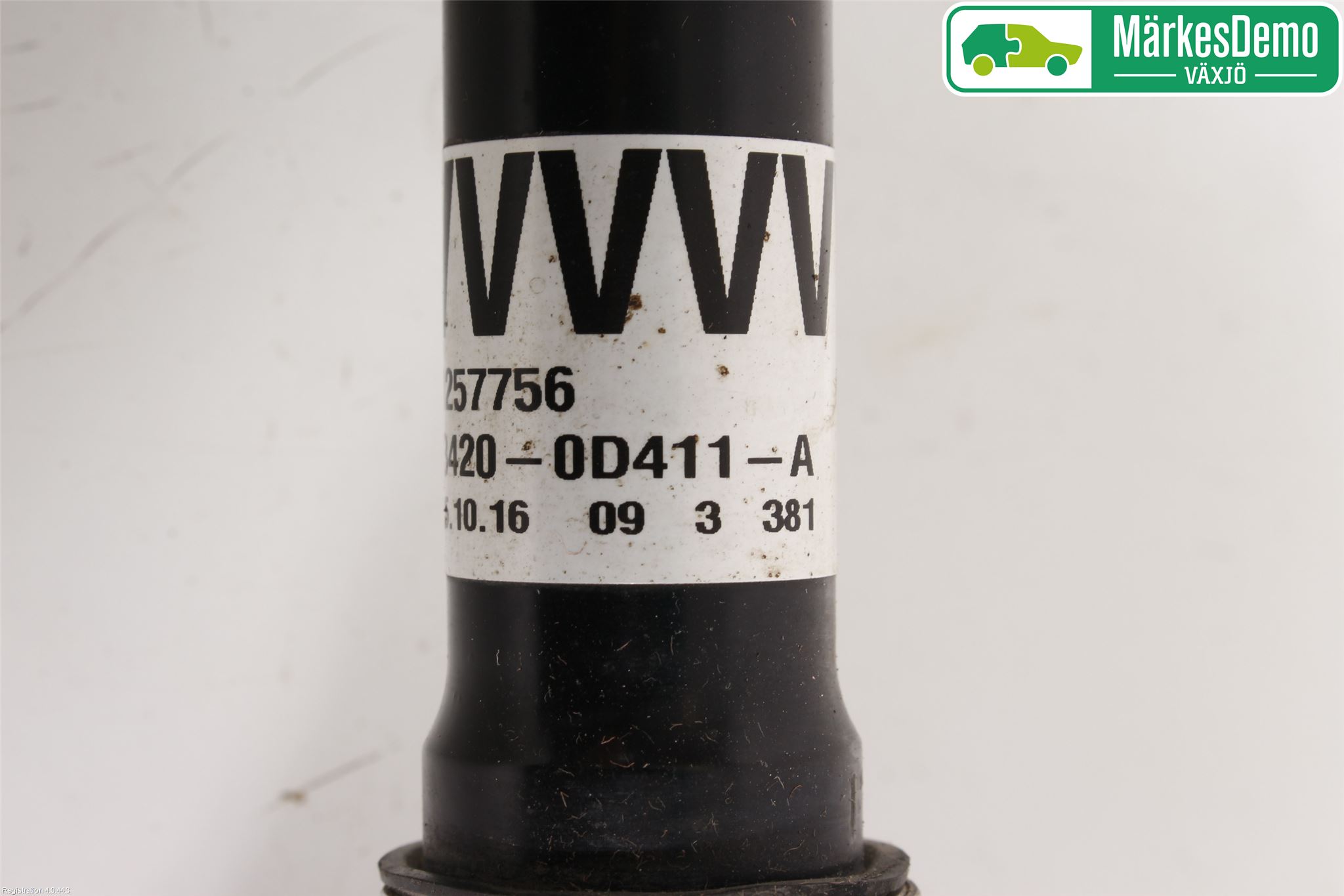 Toyota YARIS XP130 15-20 Drivaxel Fram Vänster