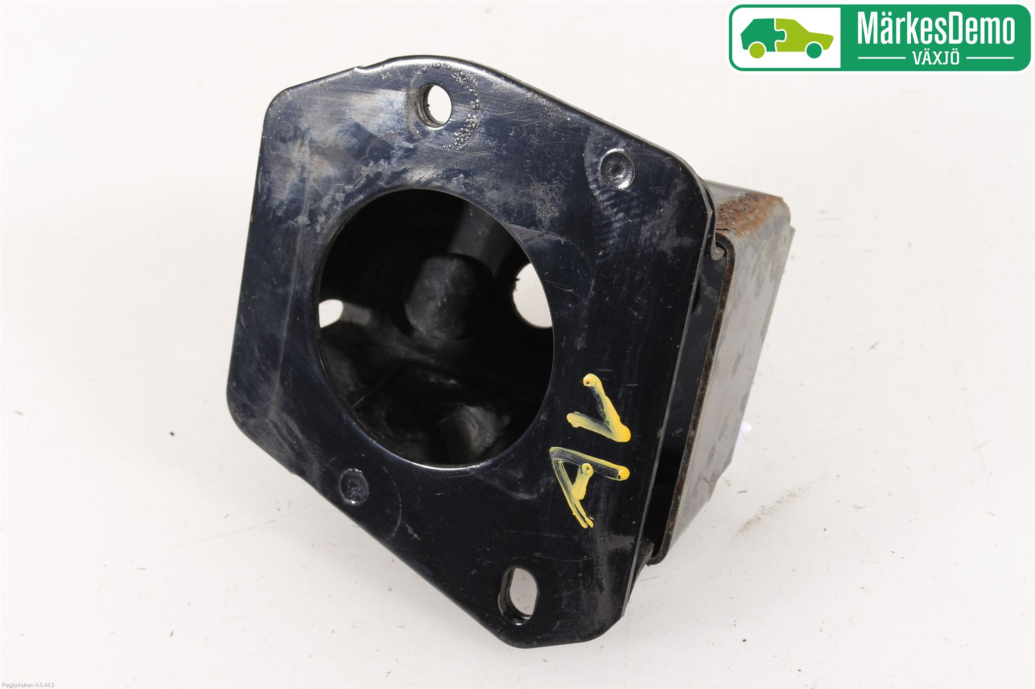 Toyota PRIUS NWH20 04-08 Stötfångarbärjärn Fram