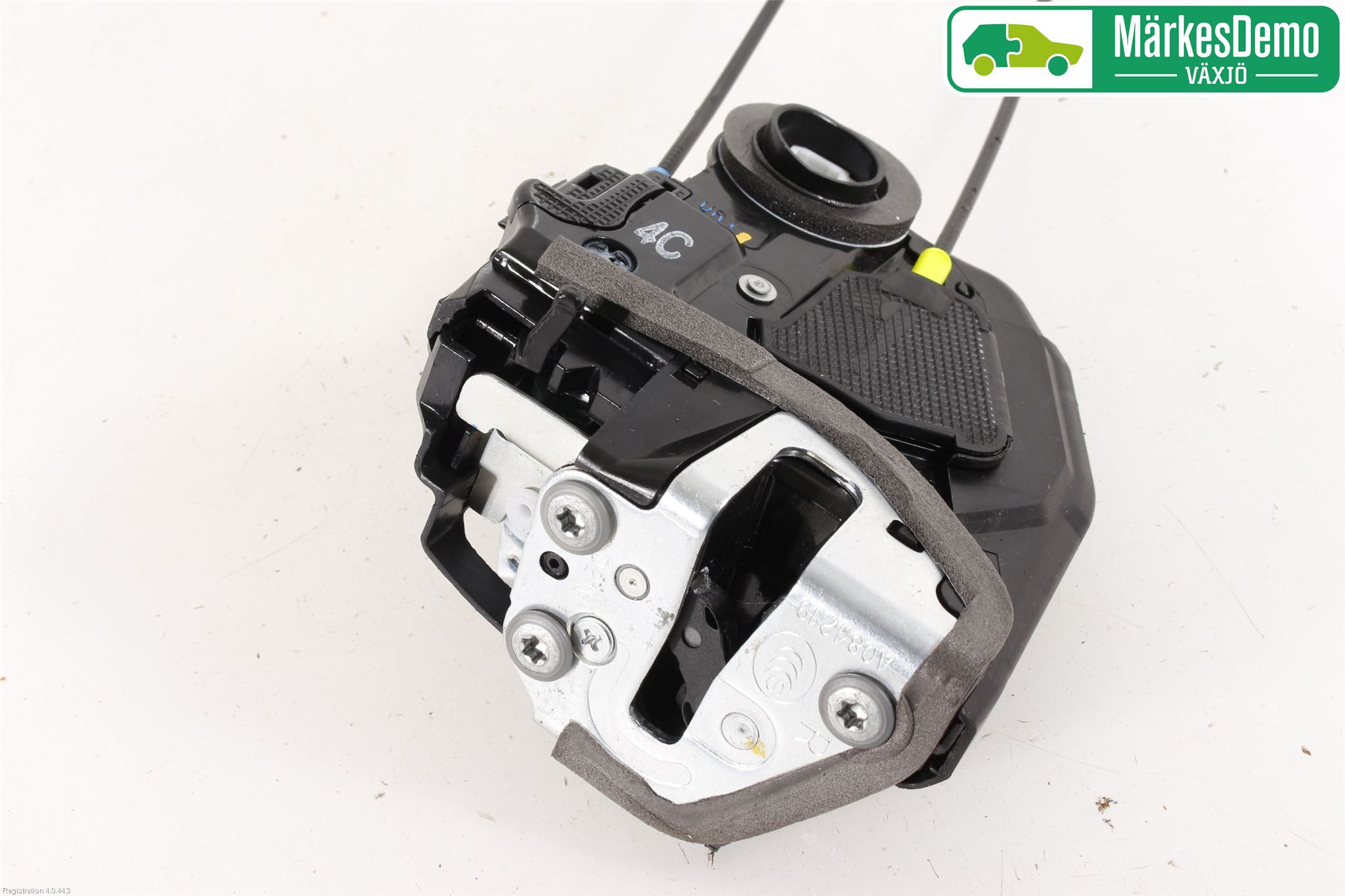 Toyota AURIS 13-19 Låskista-Dörrlås