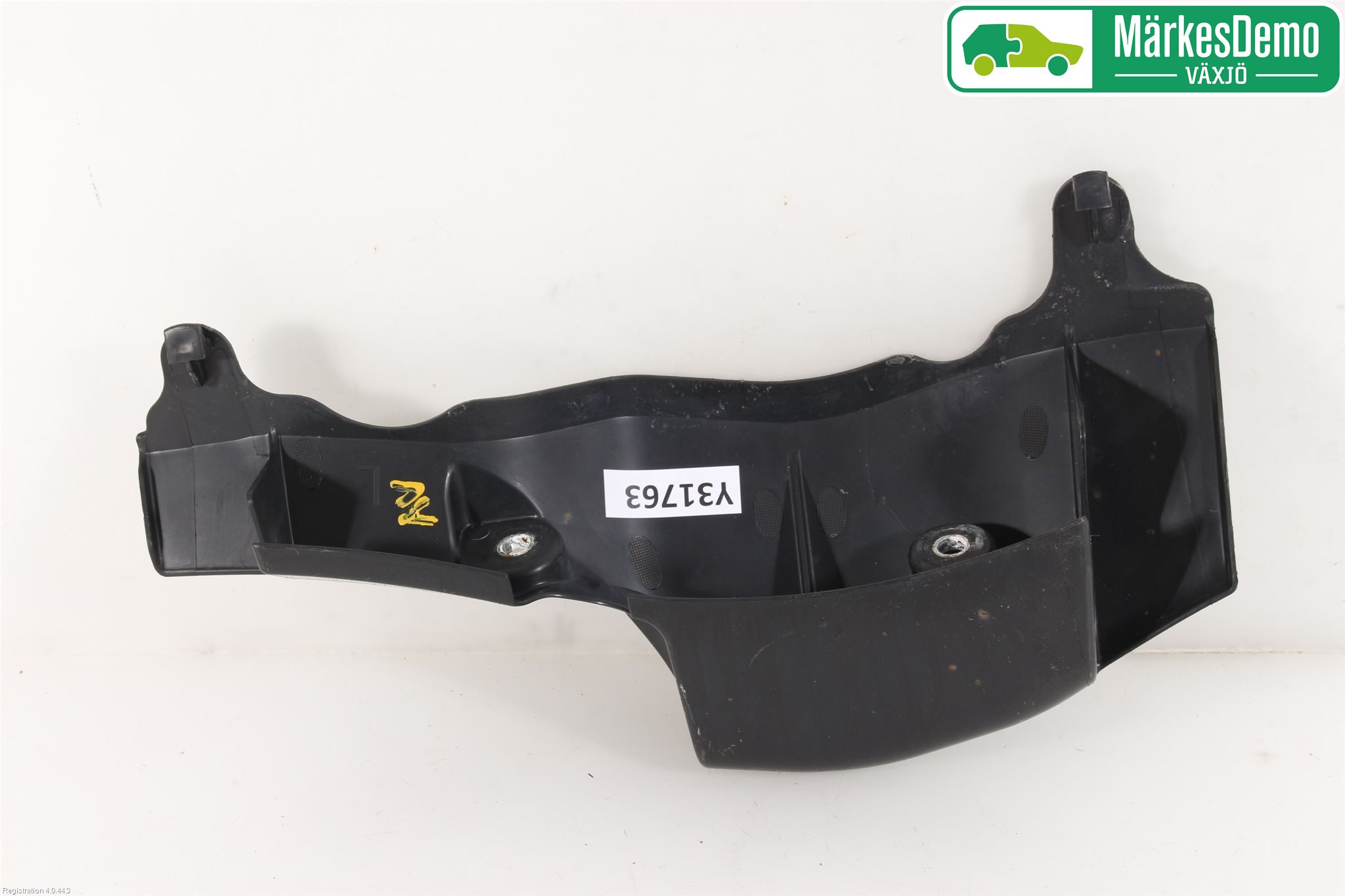 Toyota AURIS 13-19 Bärarm Bak Vänster