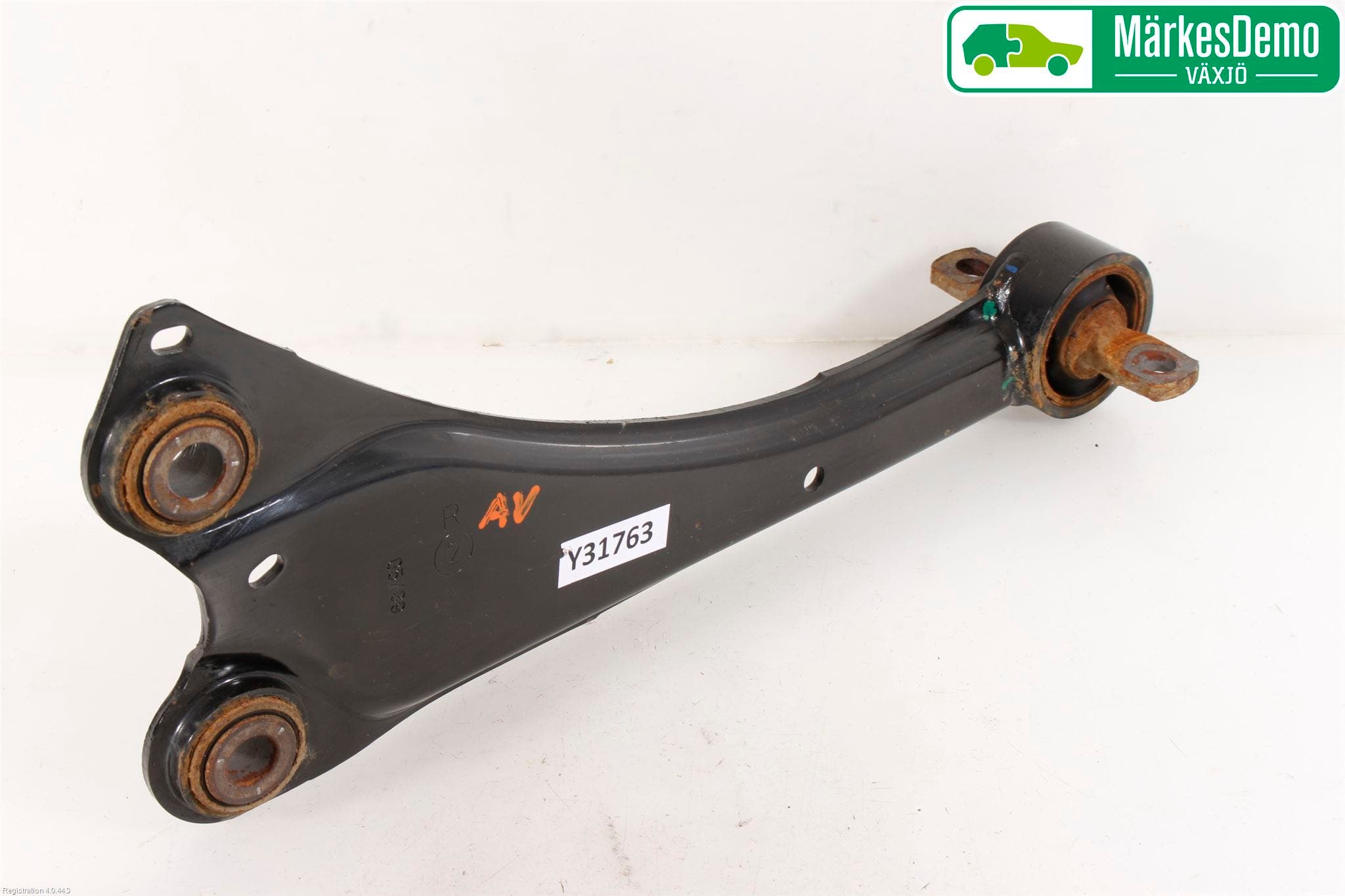 Toyota AURIS 13-19 Bärarm Bak Höger