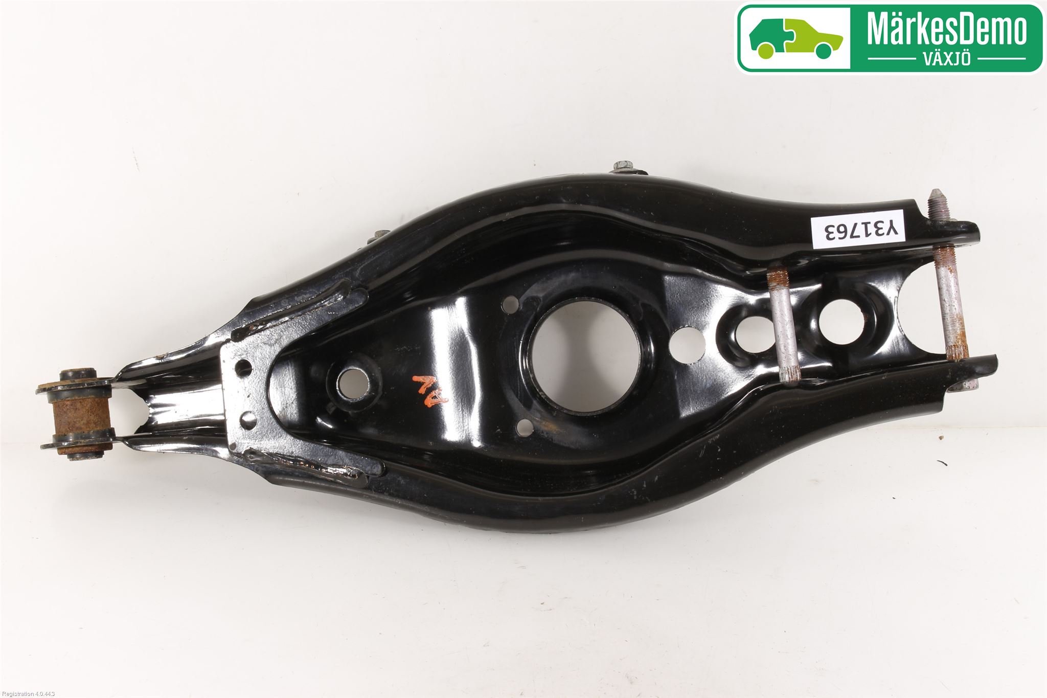 Toyota AURIS 13-19 Bärarm Bak Höger