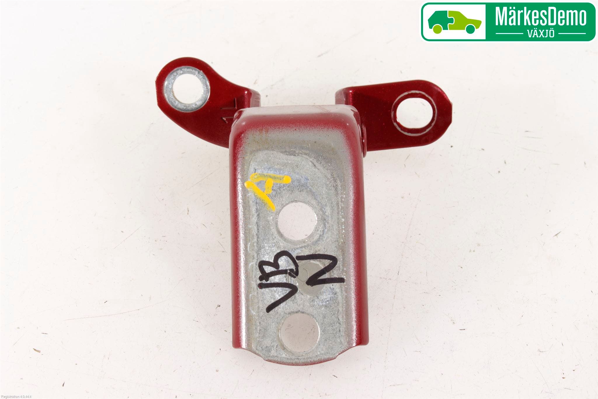 Toyota YARIS XP130 15-20 Dörrgångjärn