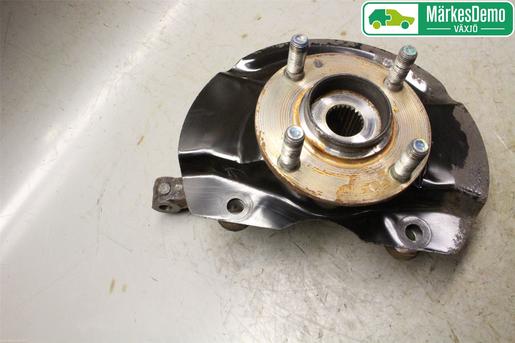 Mitsubishi SPACE STAR 13- Styrspindel Lagerhus Vä